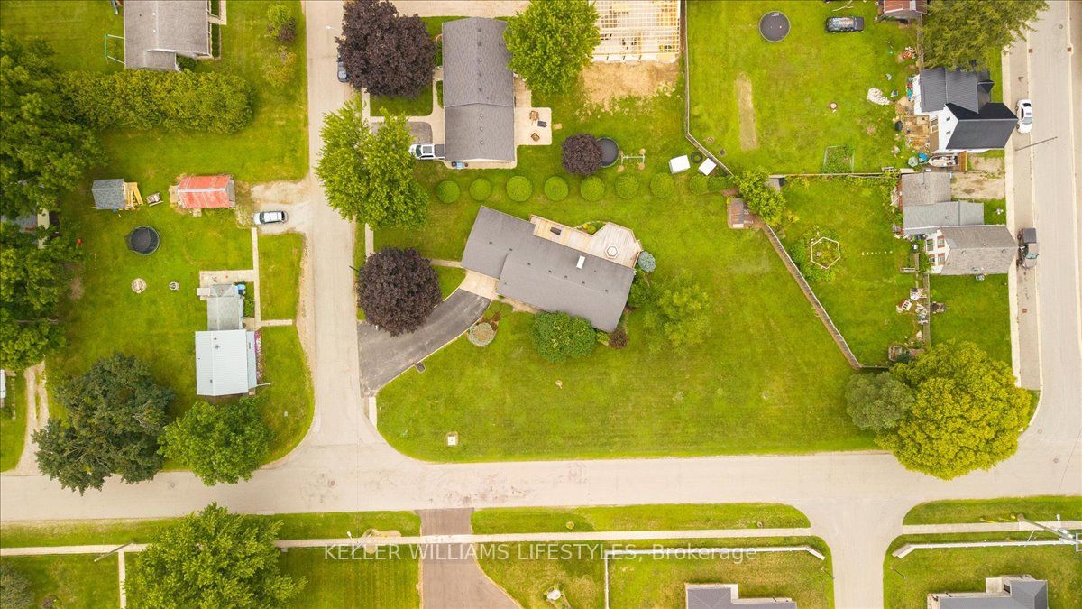 8066 Railroad Line Property Photo 37