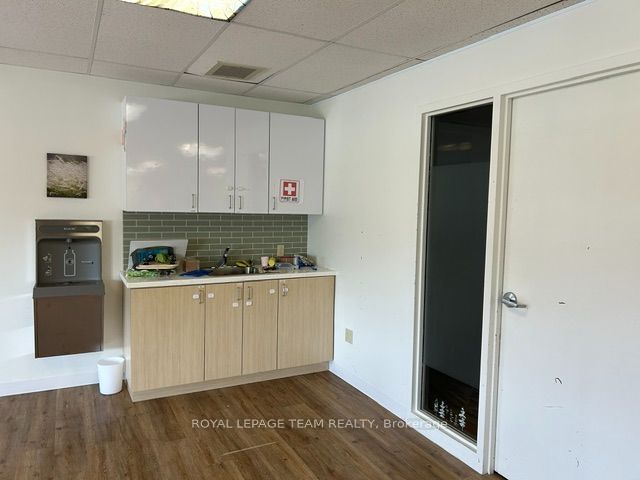 36 Antares Drive 200_250 Property Photo 6