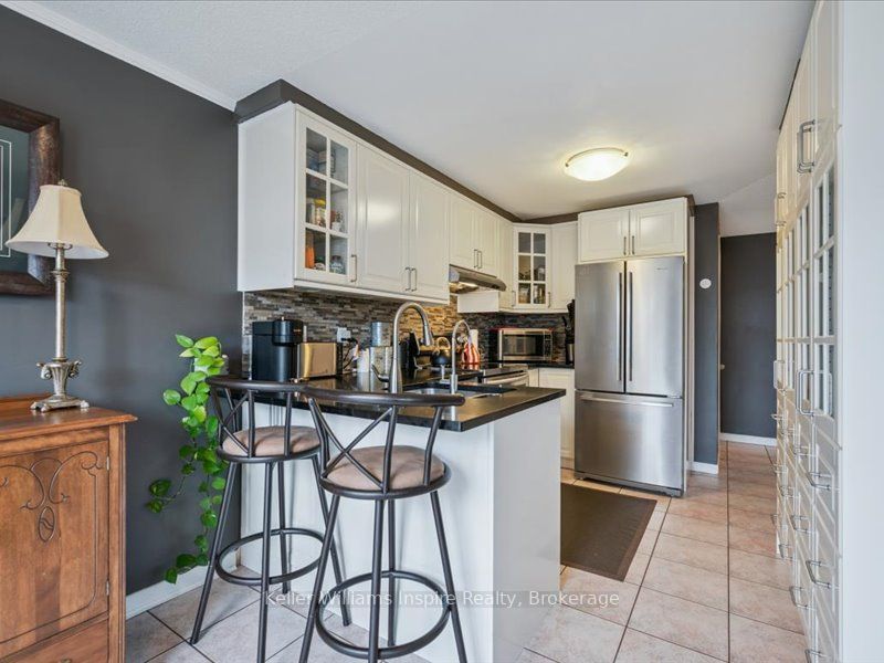 161 Tait Crescent Property Photo 7