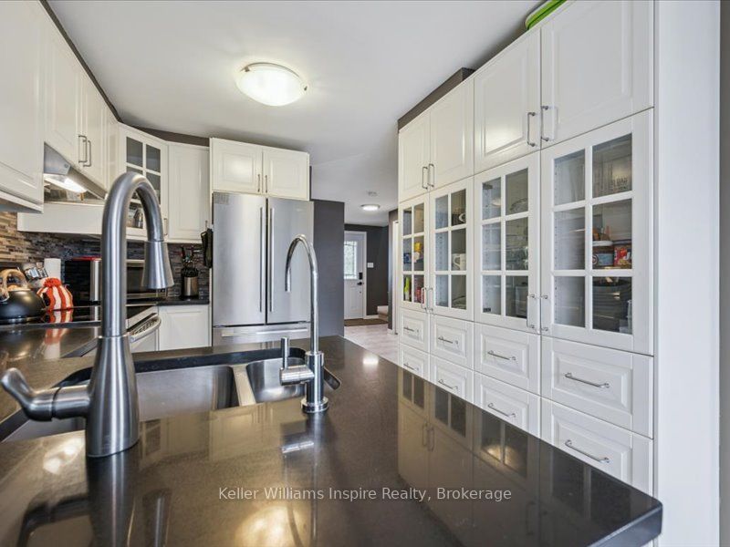 161 Tait Crescent Property Photo 8