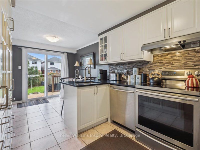 161 Tait Crescent Property Photo 10