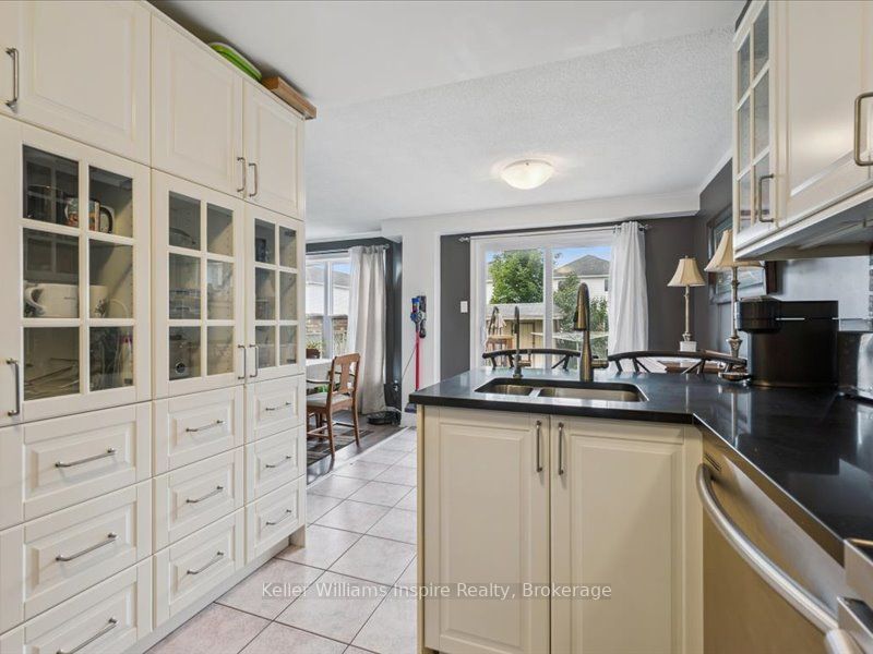 161 Tait Crescent Property Photo 11