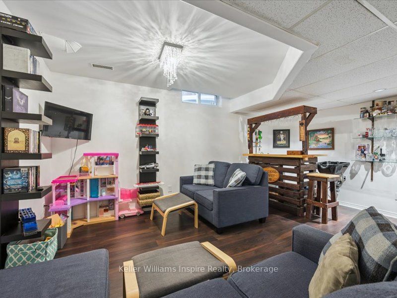161 Tait Crescent Property Photo 30