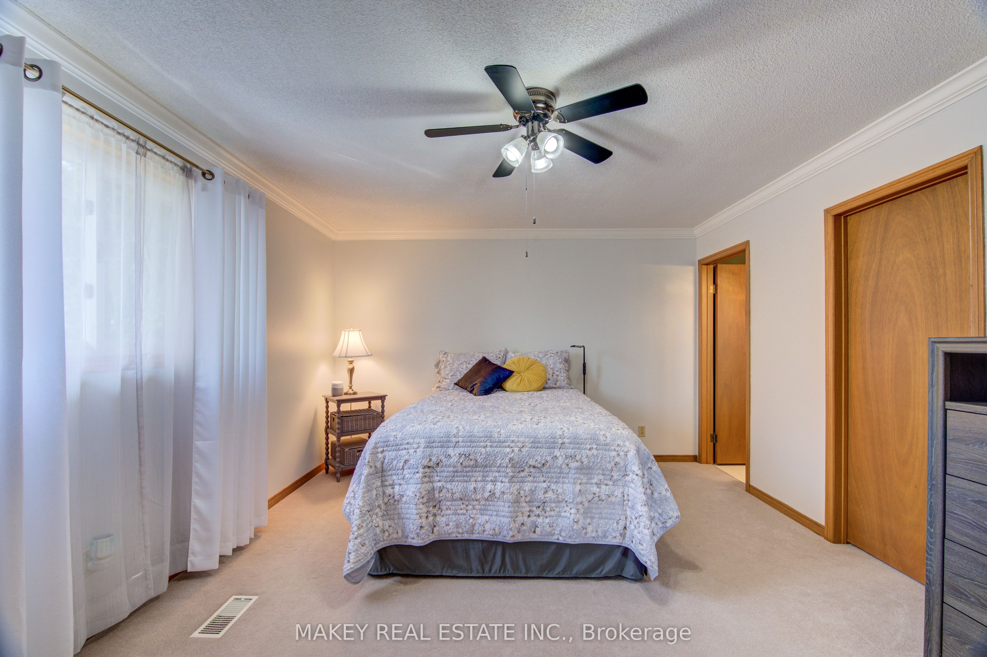 39 King Street Property Photo 21