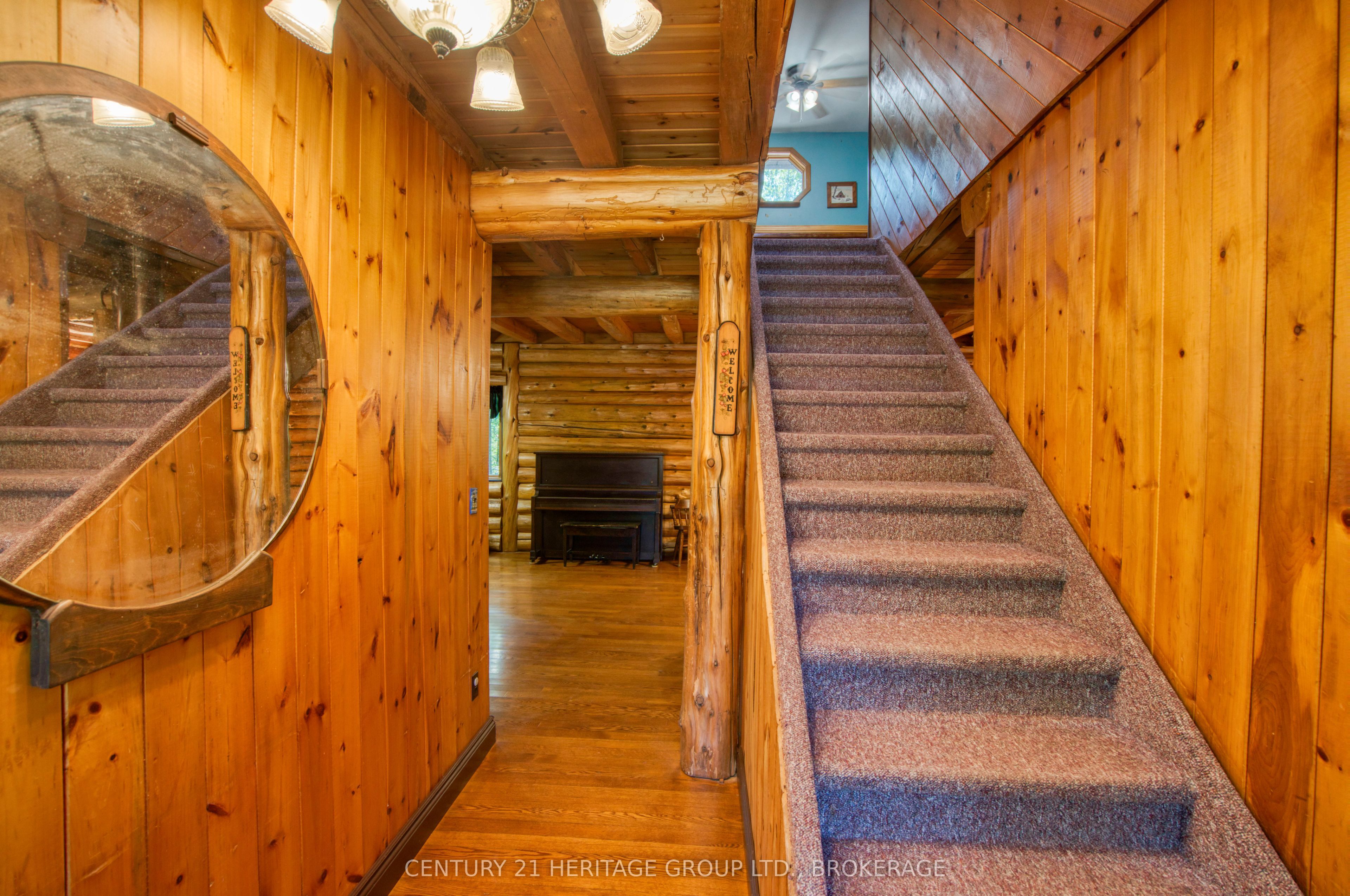 10 Maple View Court Property Photo 5