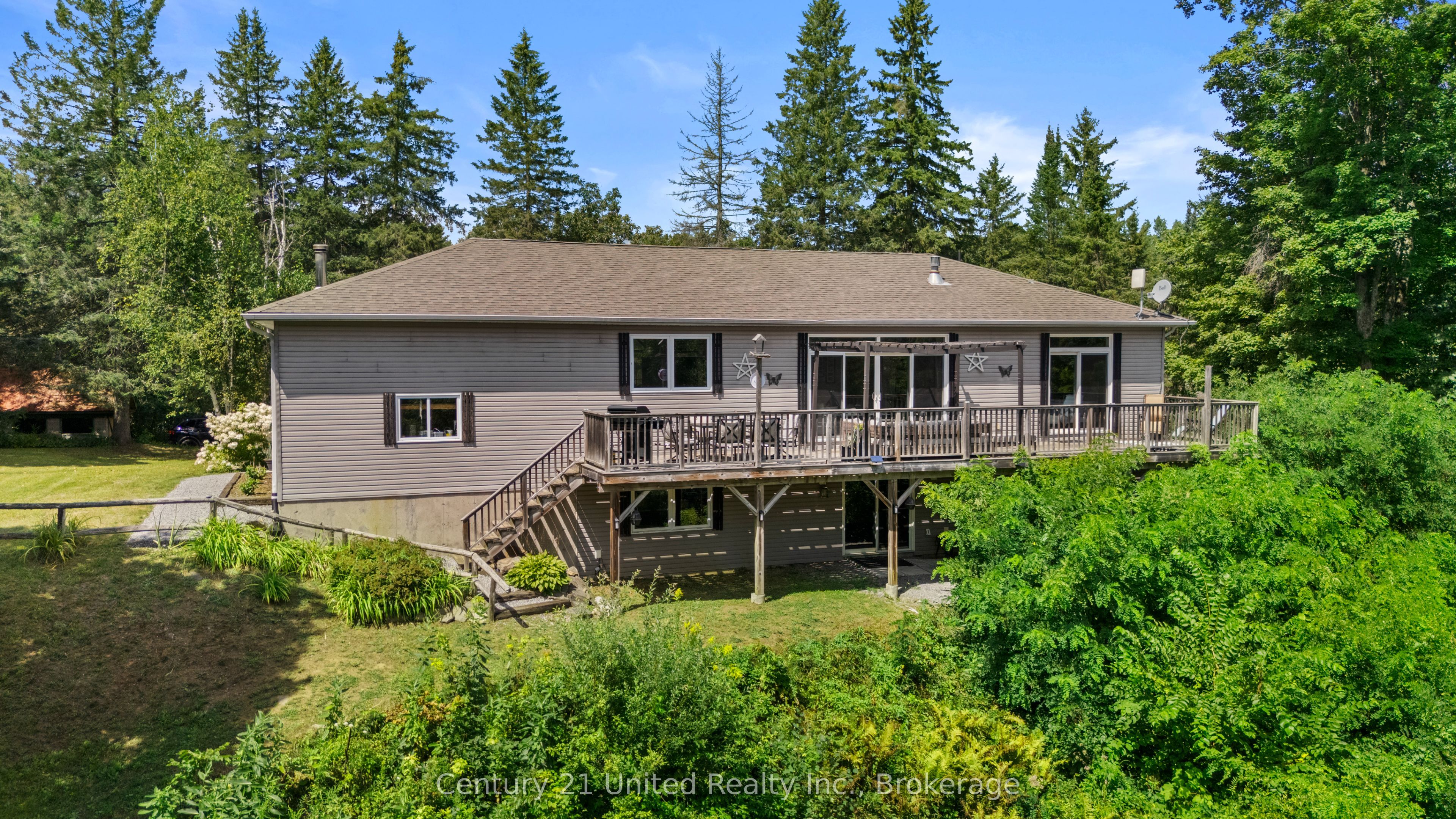9015 Highway 28 Property Photo 7