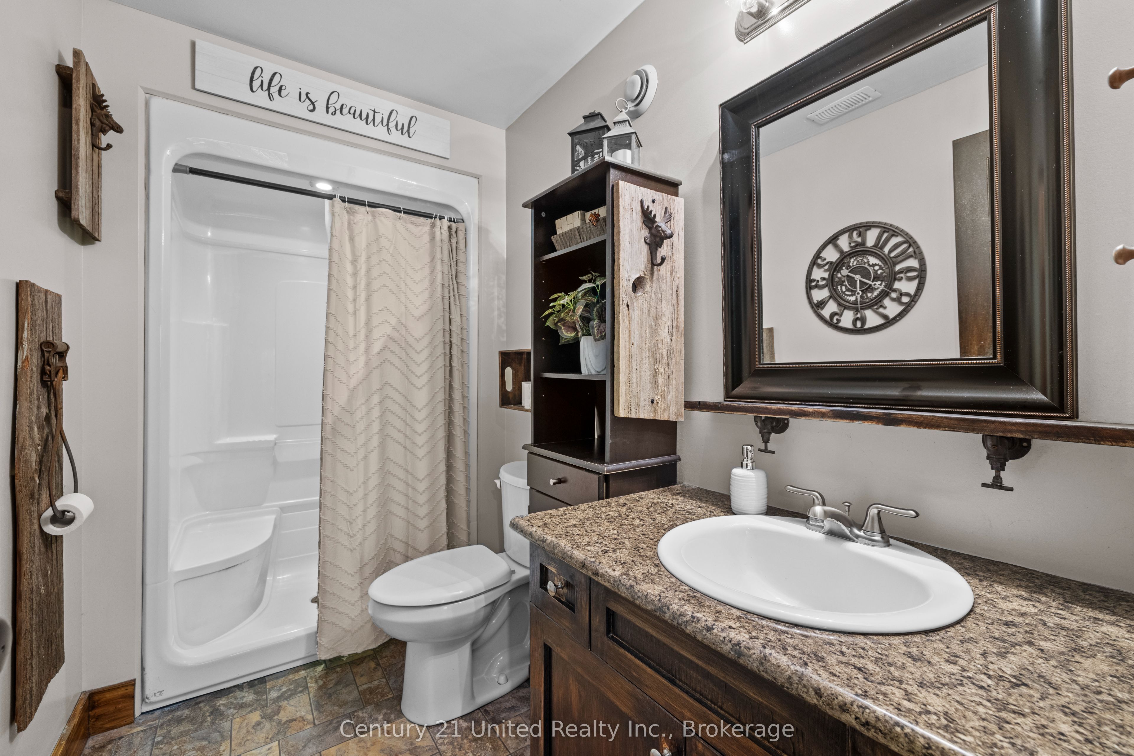 9015 Highway 28 Property Photo 25