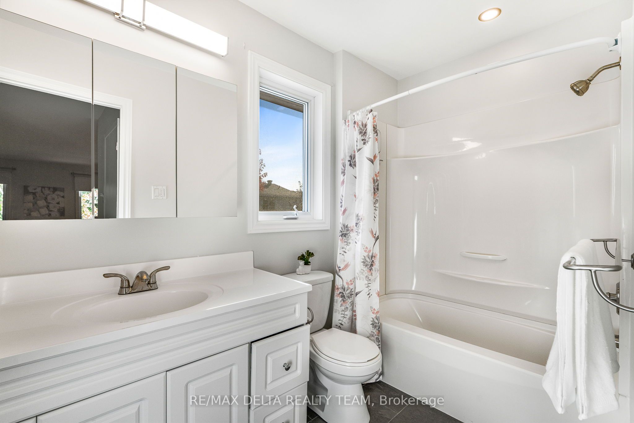 1657 Bottriell Way Property Photo 20
