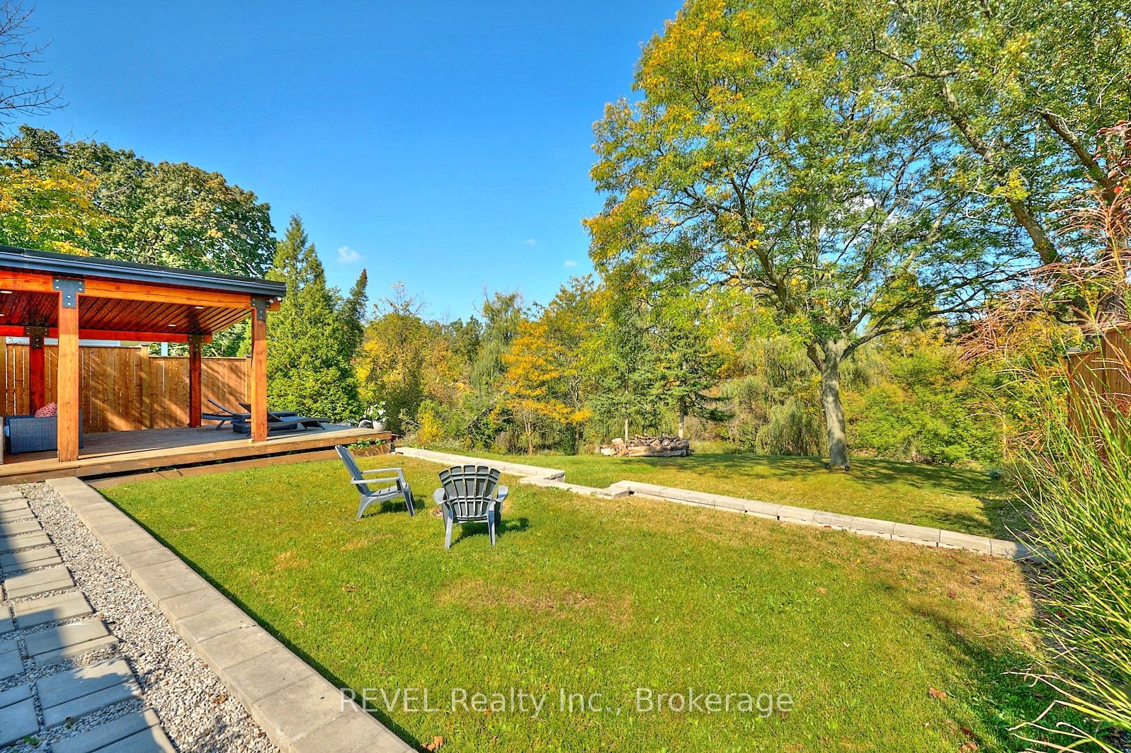 38 Briarsdale Drive Property Photo 37