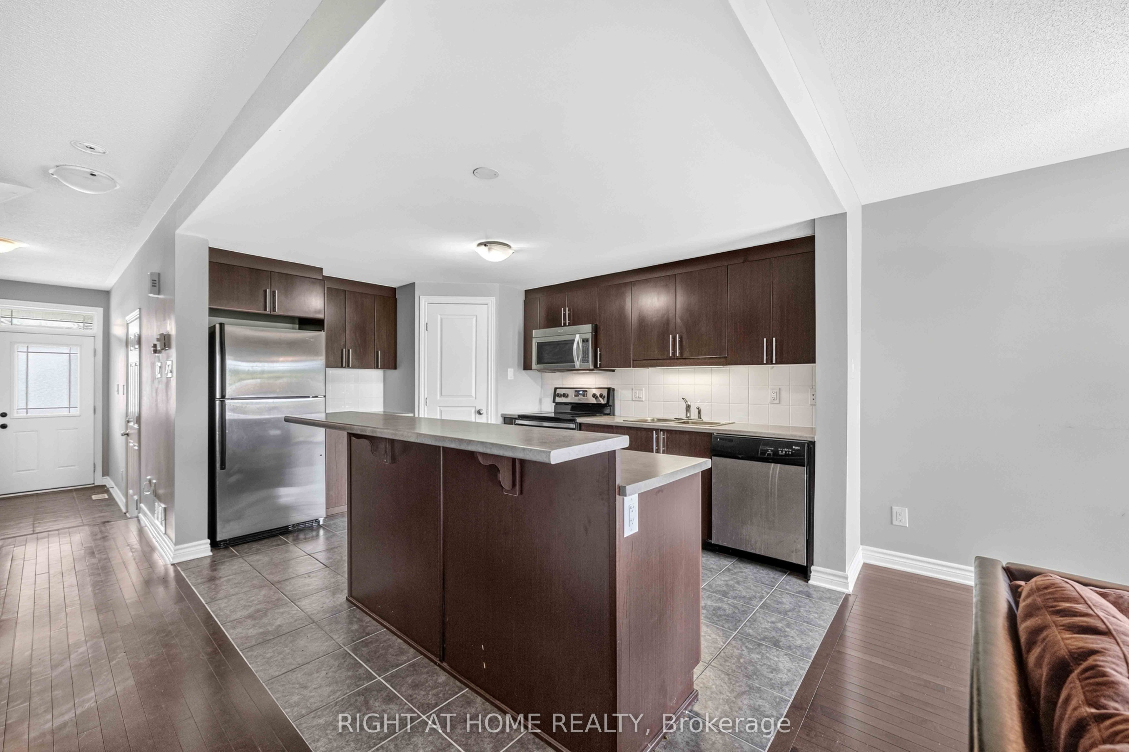 490 Barrick Hill Road Property Photo 12