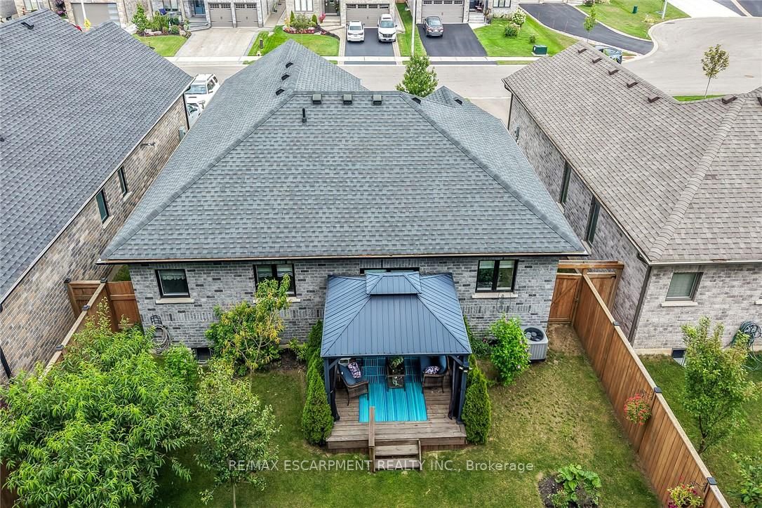 26 Stonebridge Place Property Photo 44