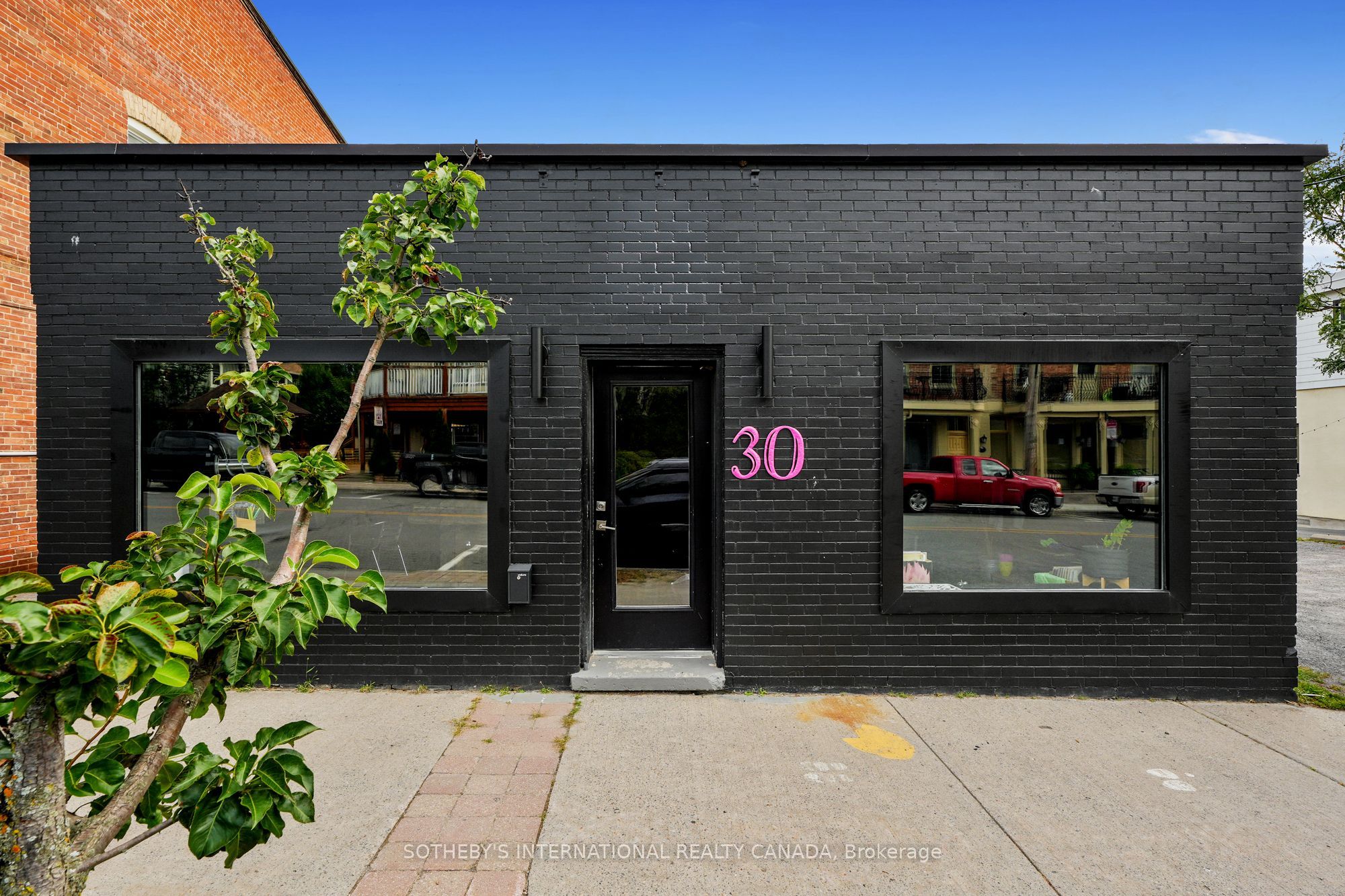 30 Main Street Property Photo 1
