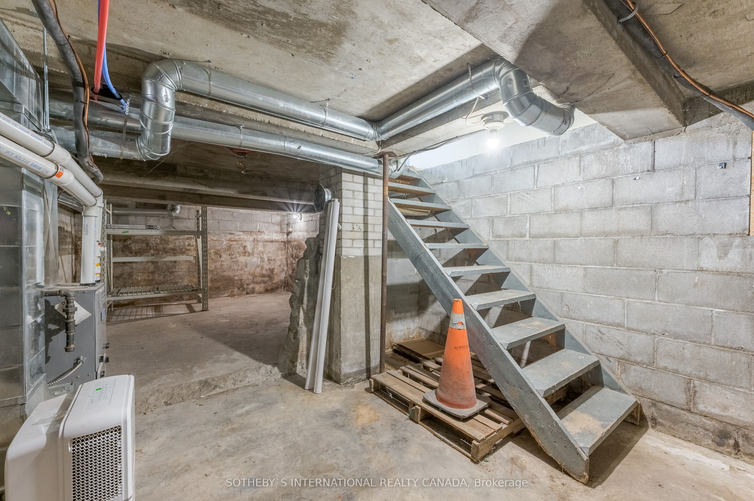 30 Main Street Property Photo 12