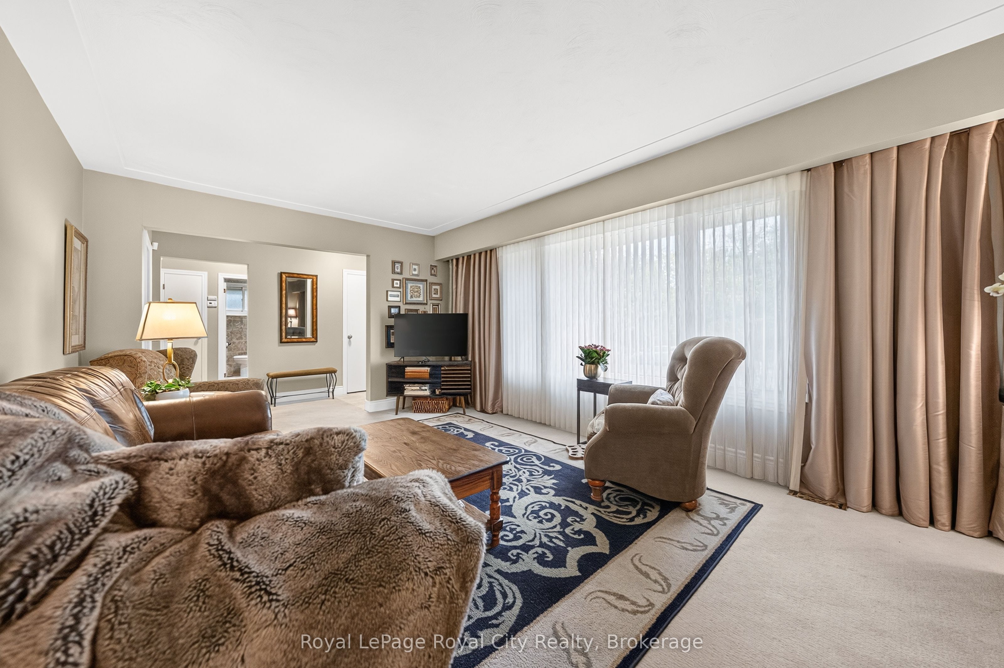 12 Tobey Avenue Property Photo 8