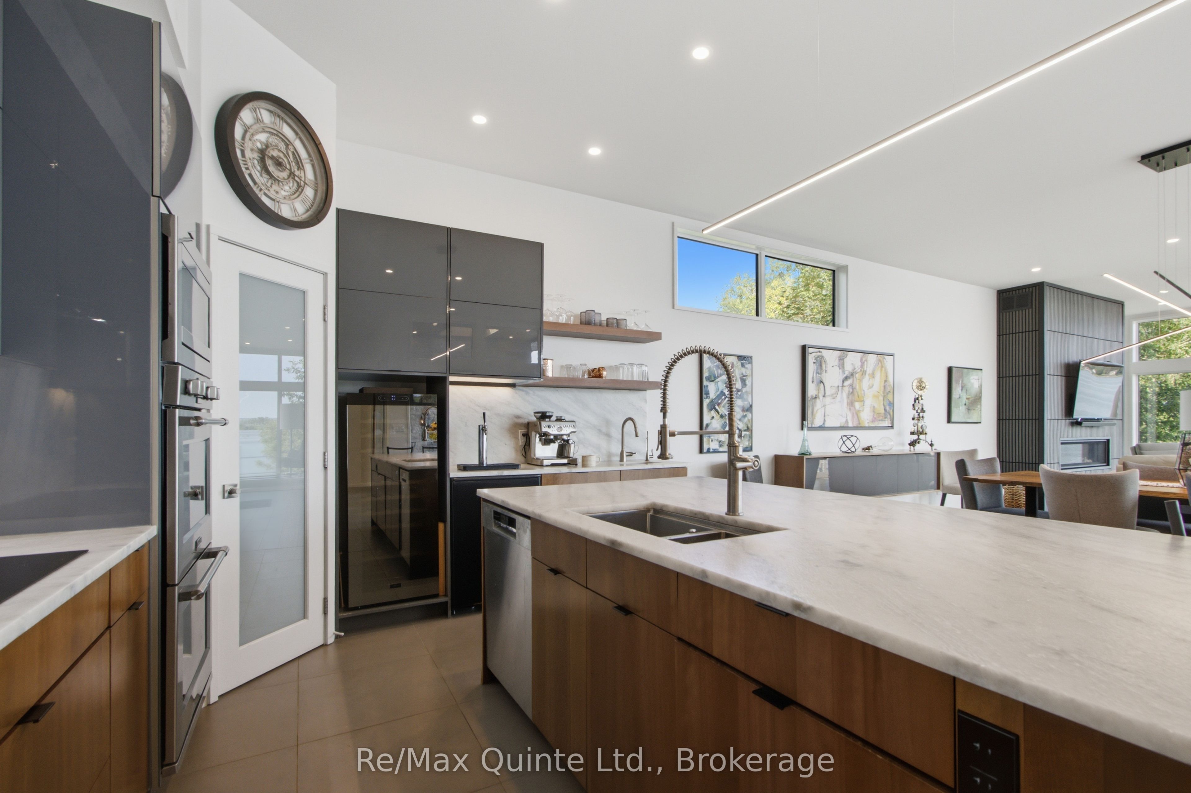 8 Bayview Point Road Property Photo 15