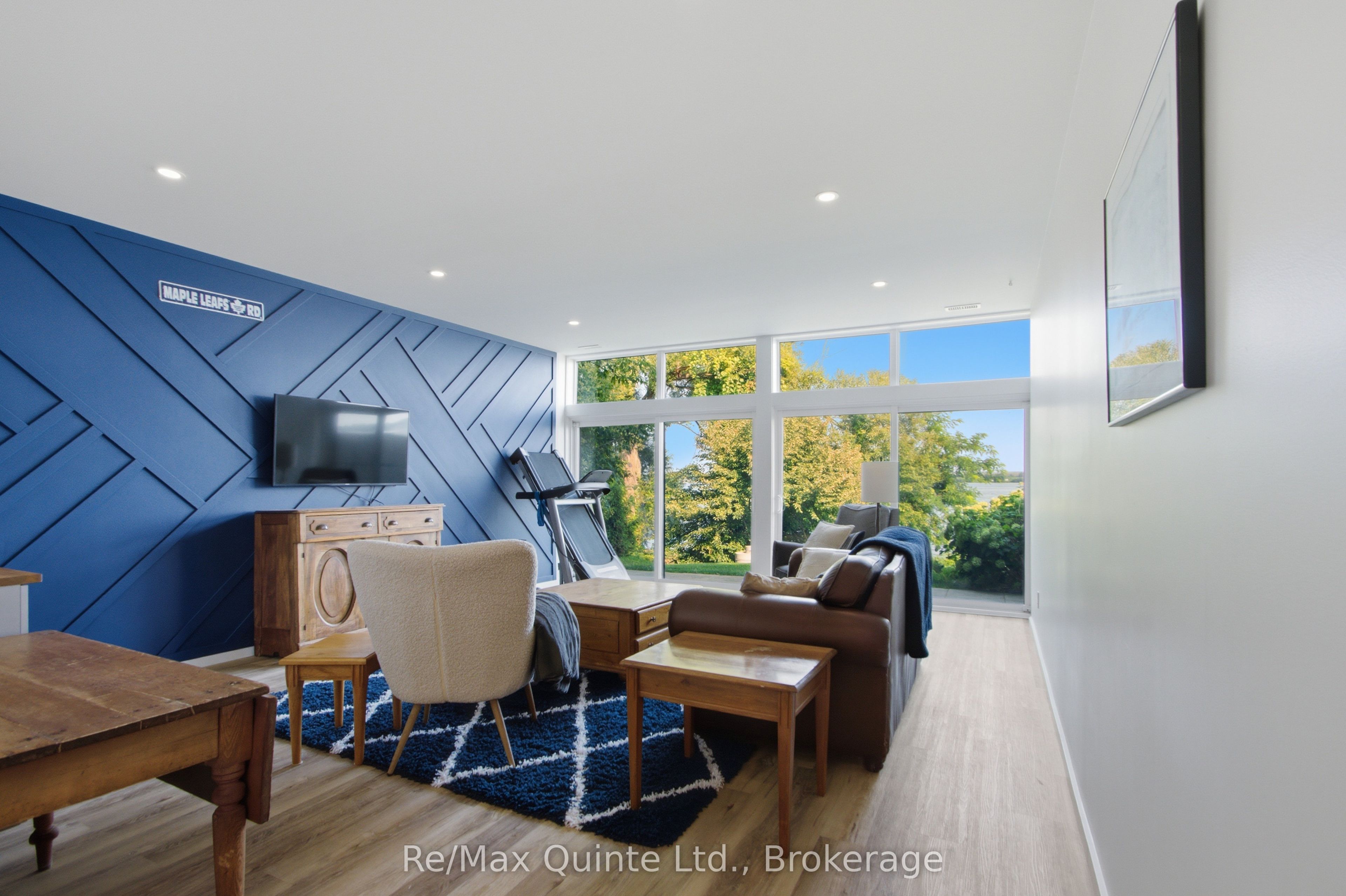 8 Bayview Point Road Property Photo 34