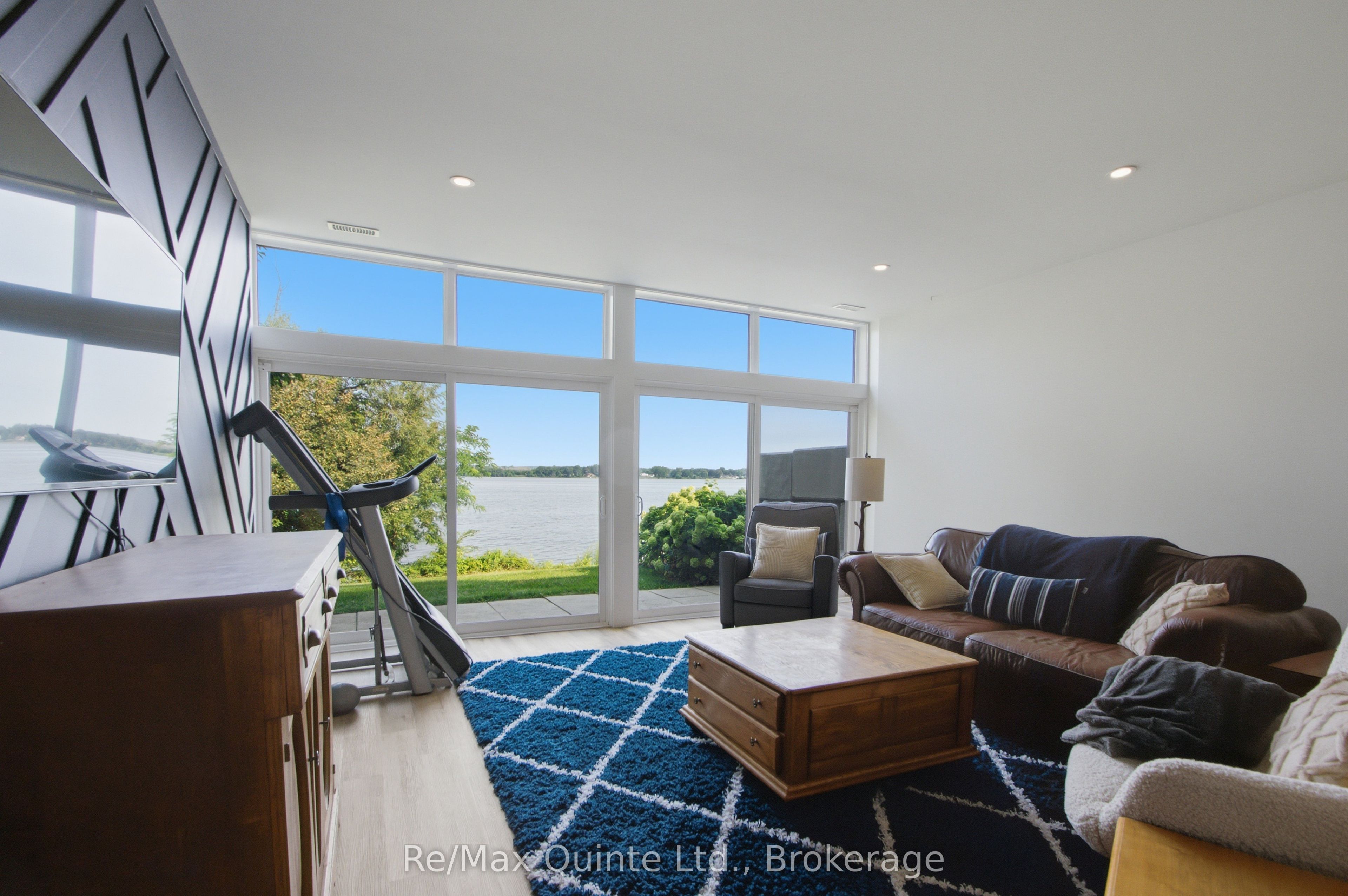 8 Bayview Point Road Property Photo 35