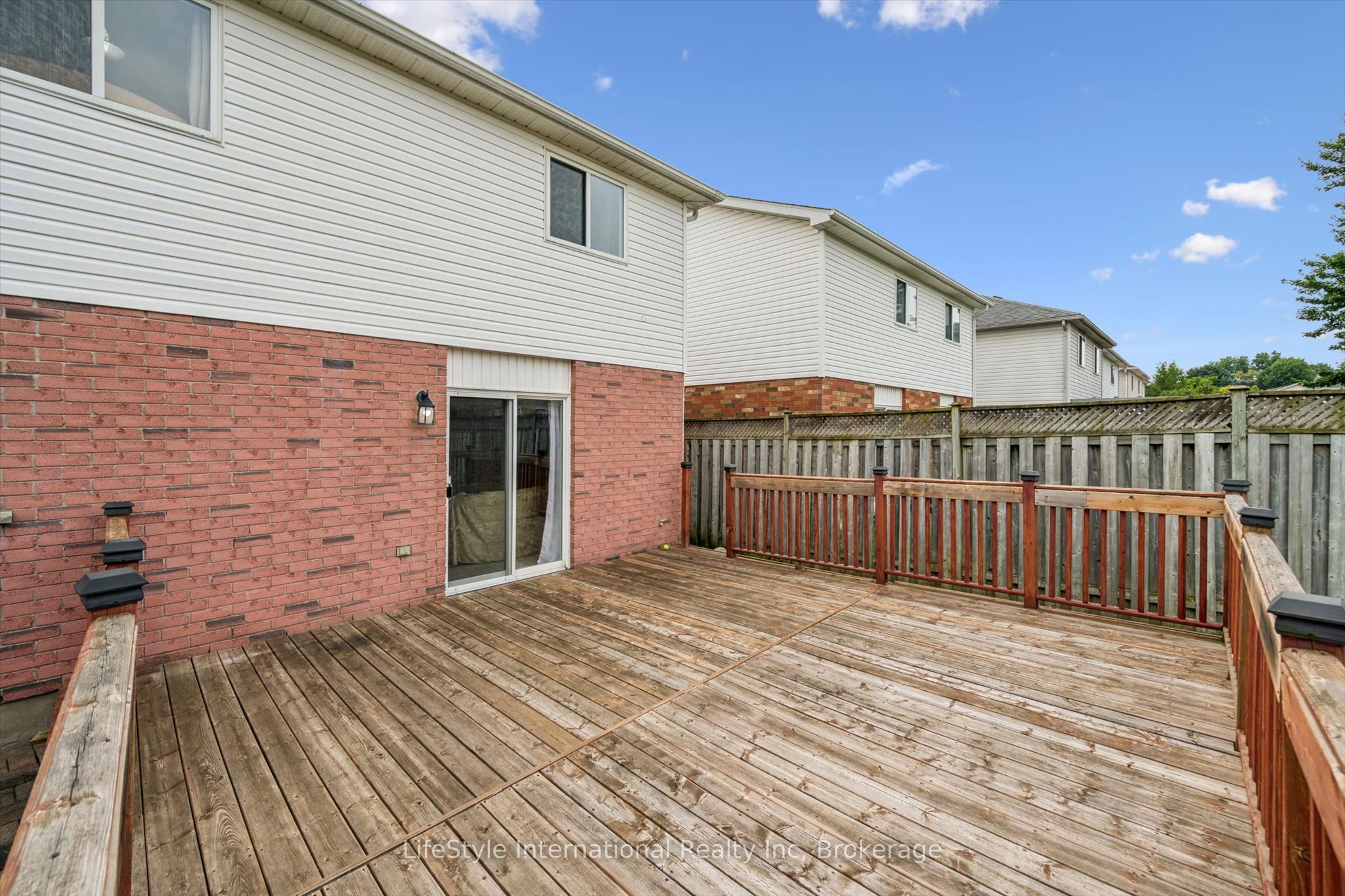 193 Deerpath Drive Property Photo 35