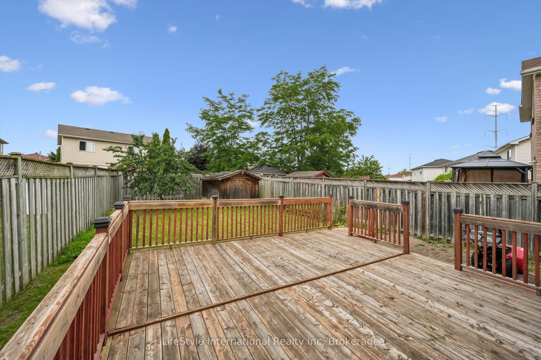 193 Deerpath Drive Property Photo 36