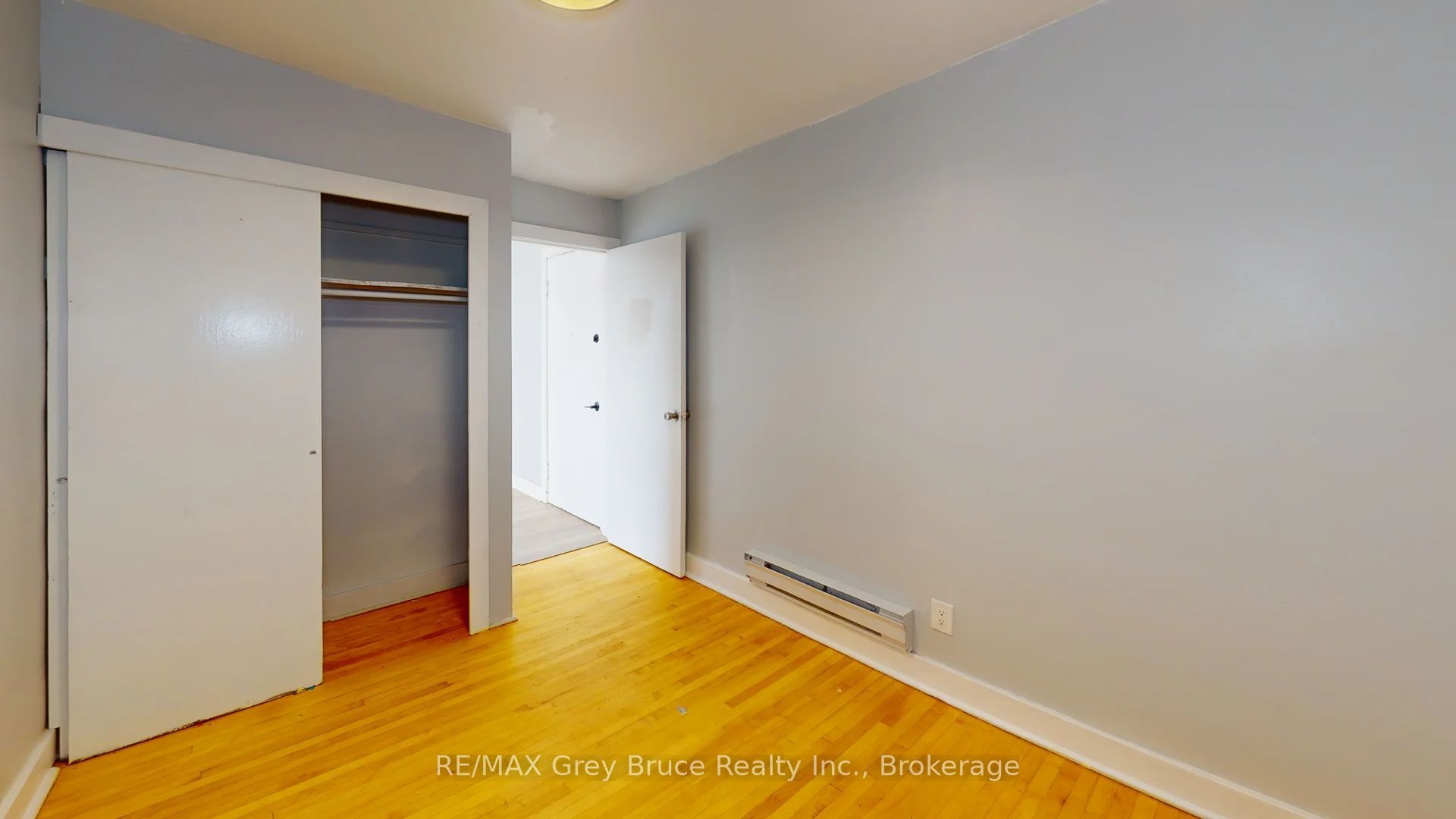 844 2nd Avenue E 4 Property Photo 6