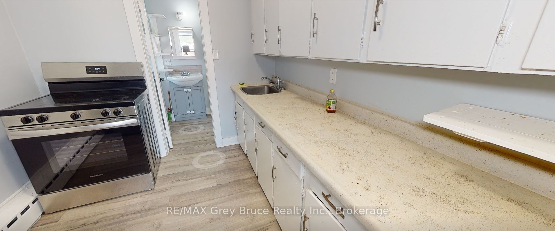 844 2nd Avenue E 6 Property Photo 5