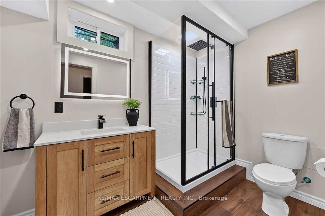 7079 Rainham Road Property Photo 32