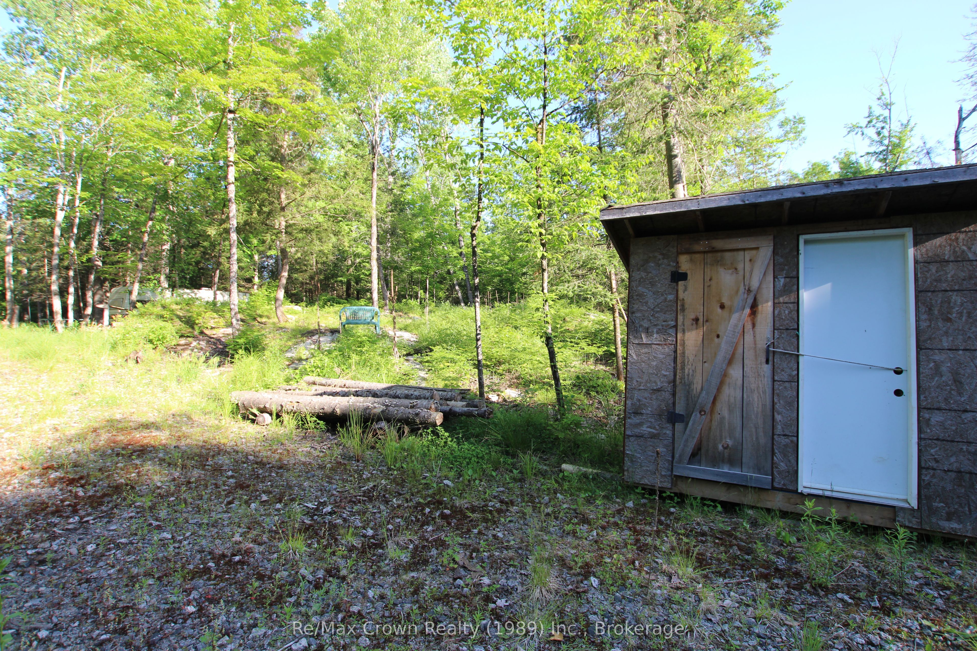 453 Pilgers Road Property Photo 13