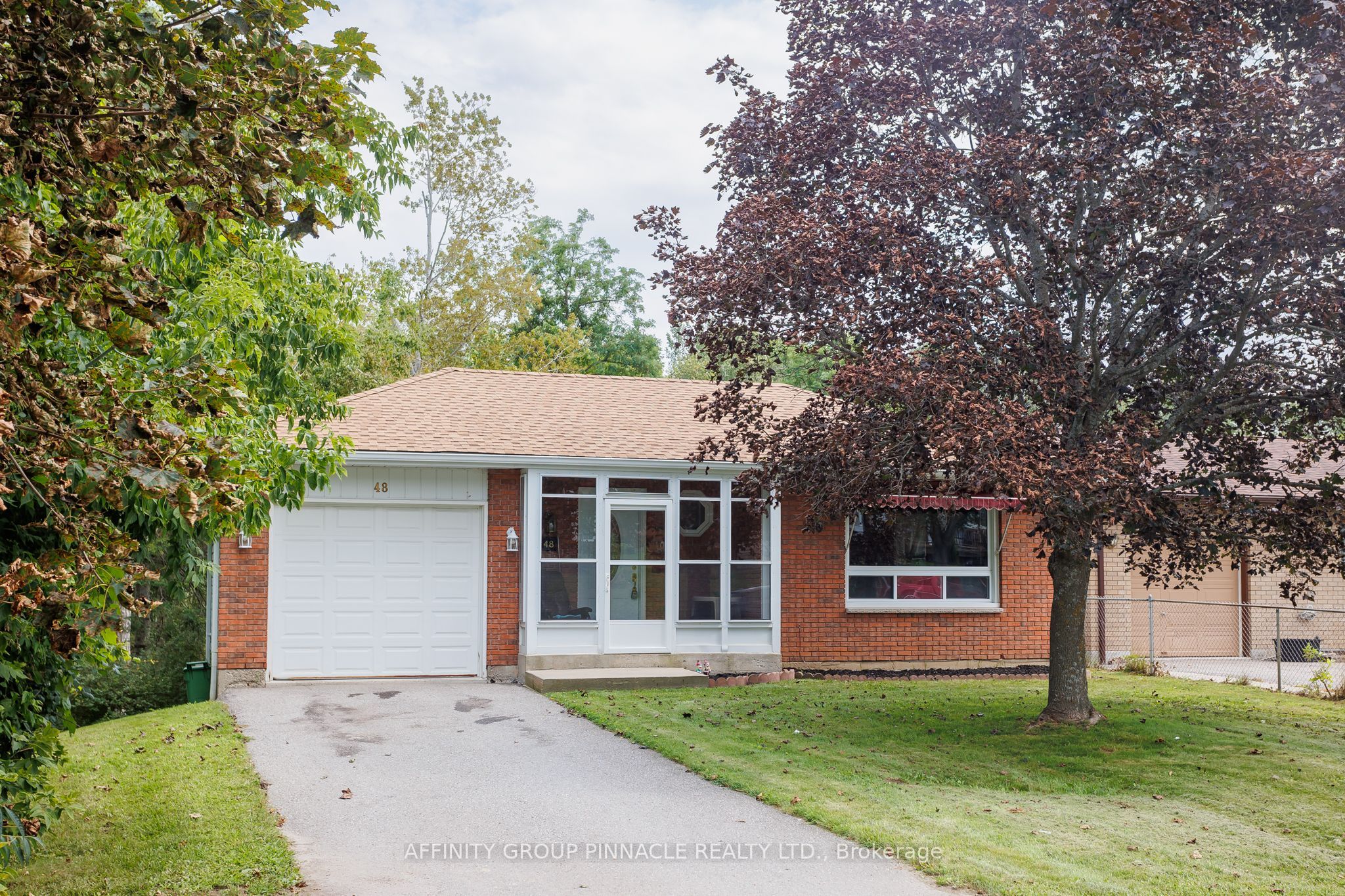 48 Kennedy Drive Property Photo 1