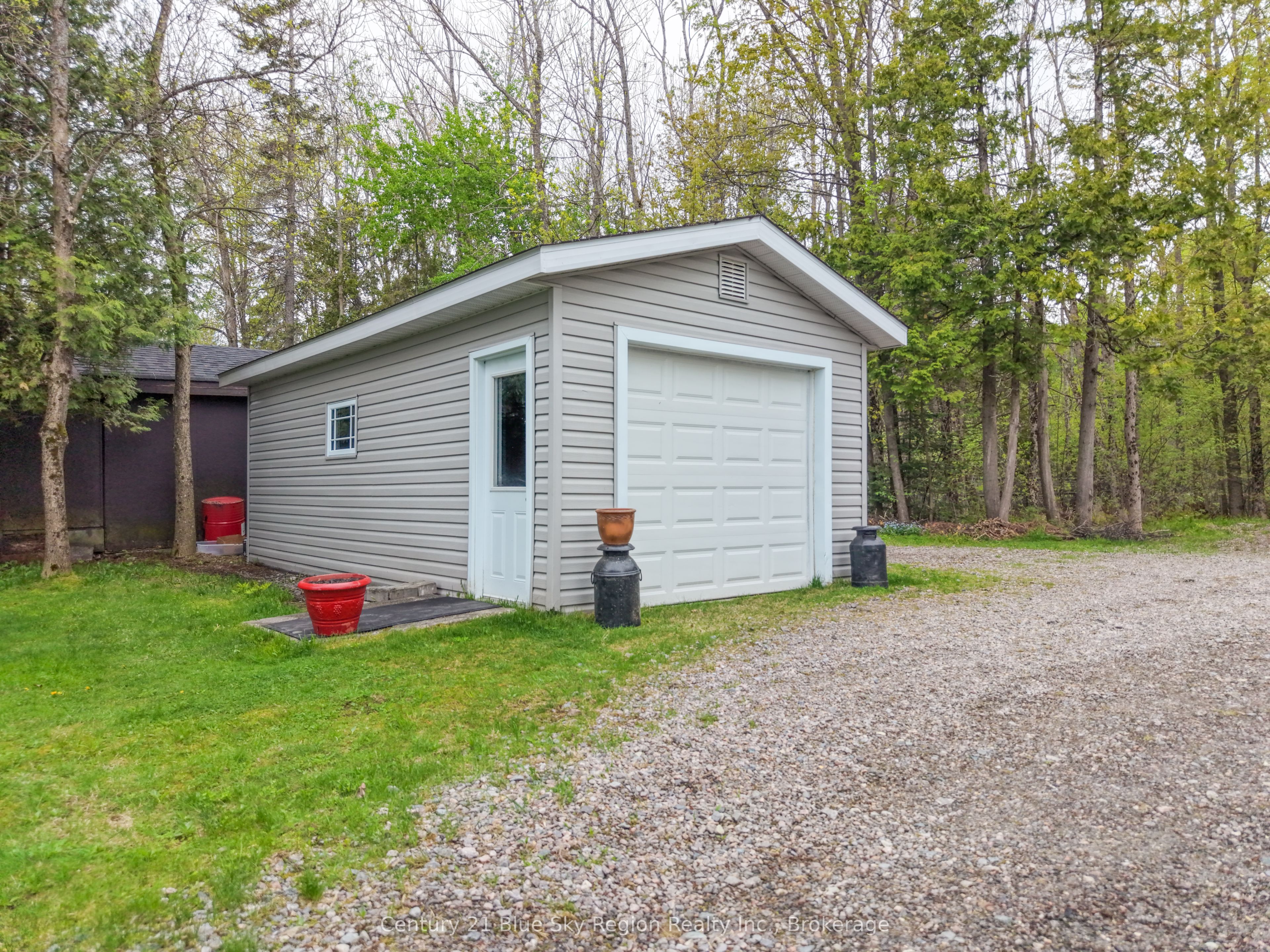 319 Jocko Point Road Property Photo 5