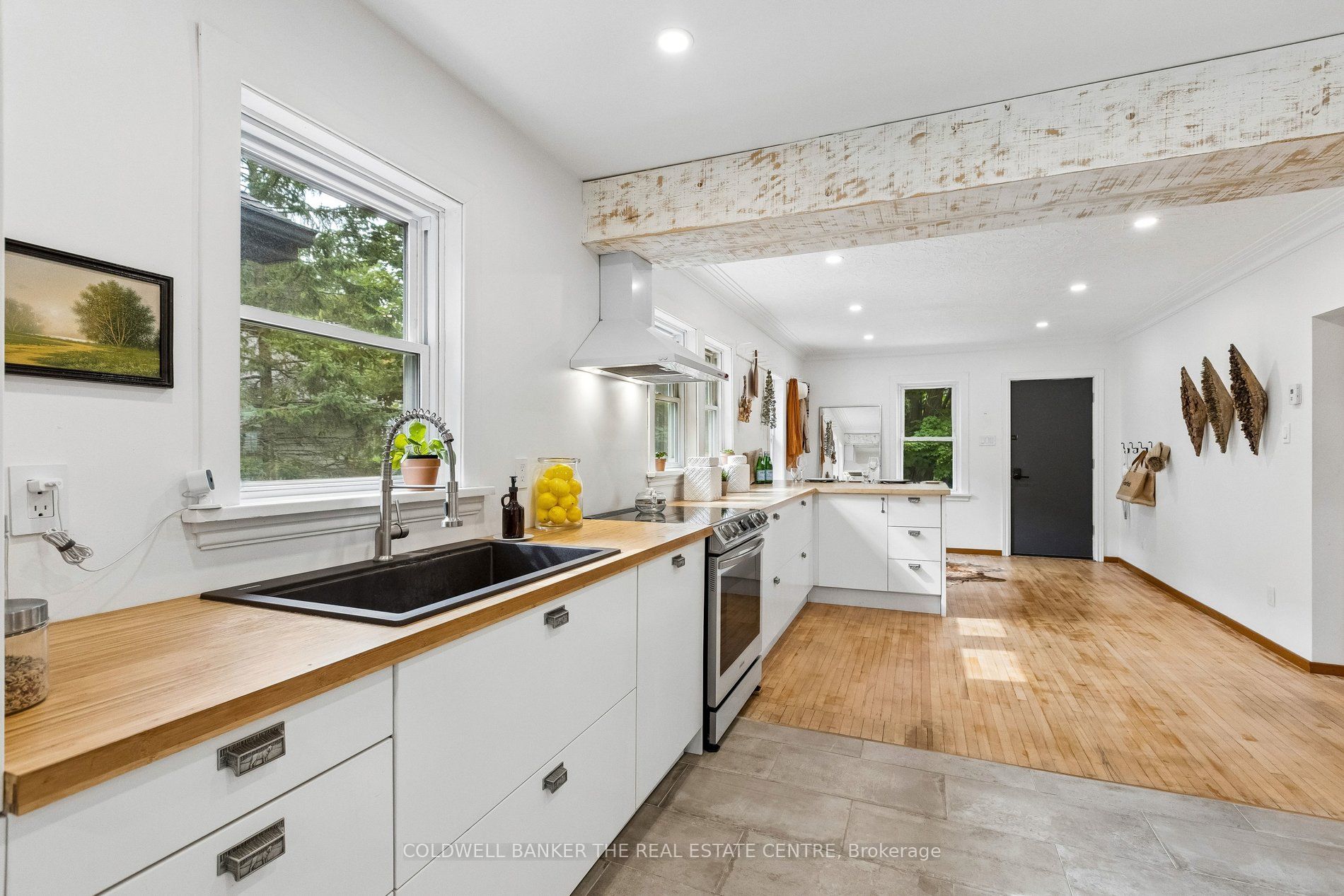 37 Fifth Avenue Property Photo 16