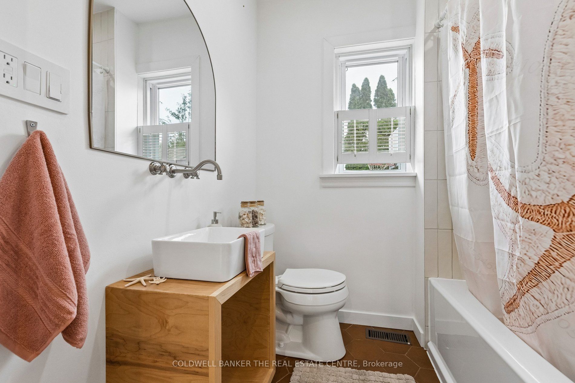 37 Fifth Avenue Property Photo 32