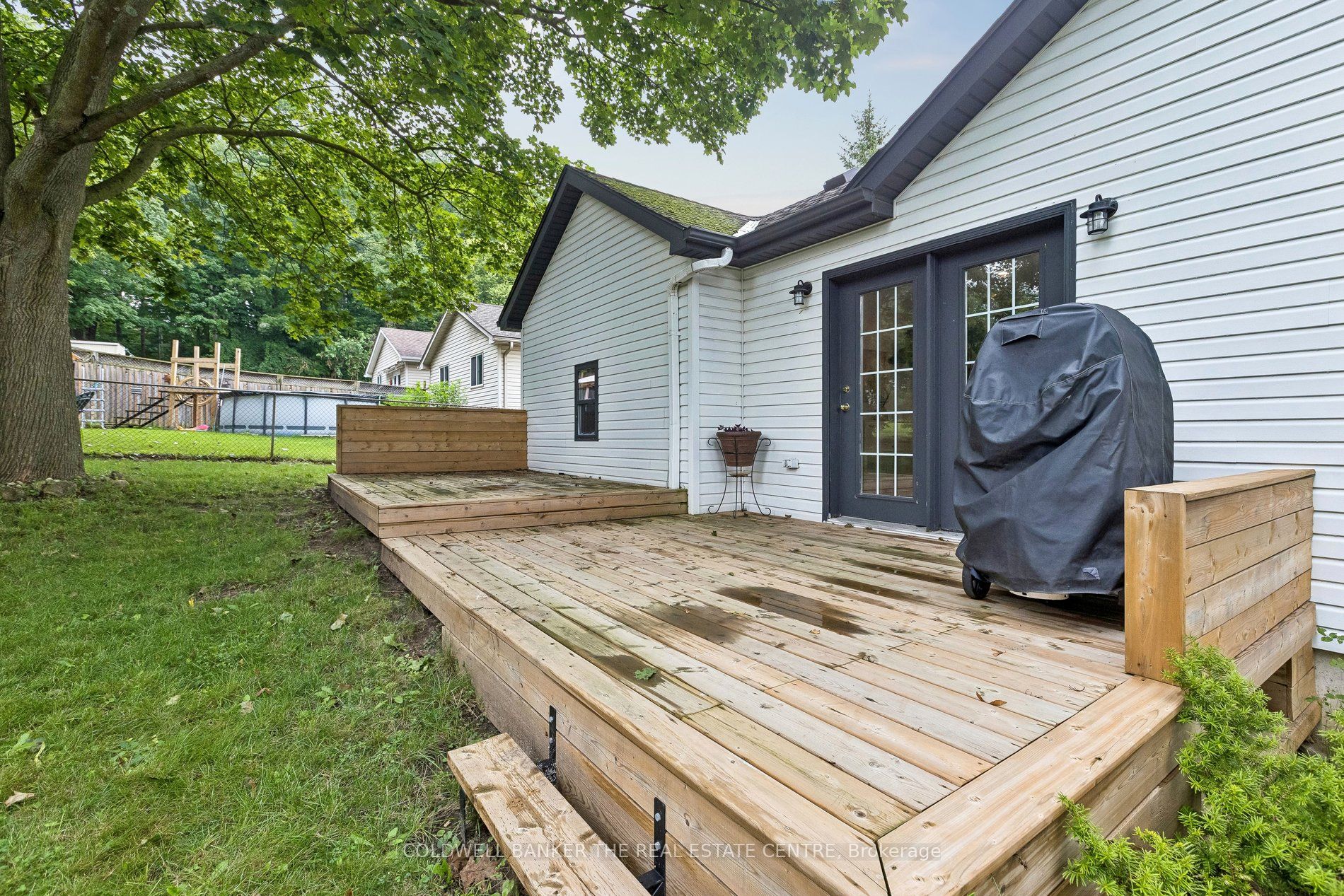 37 Fifth Avenue Property Photo 43