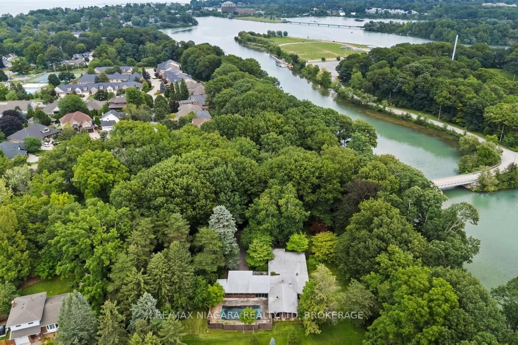 45 Port Master Drive Property Photo 10