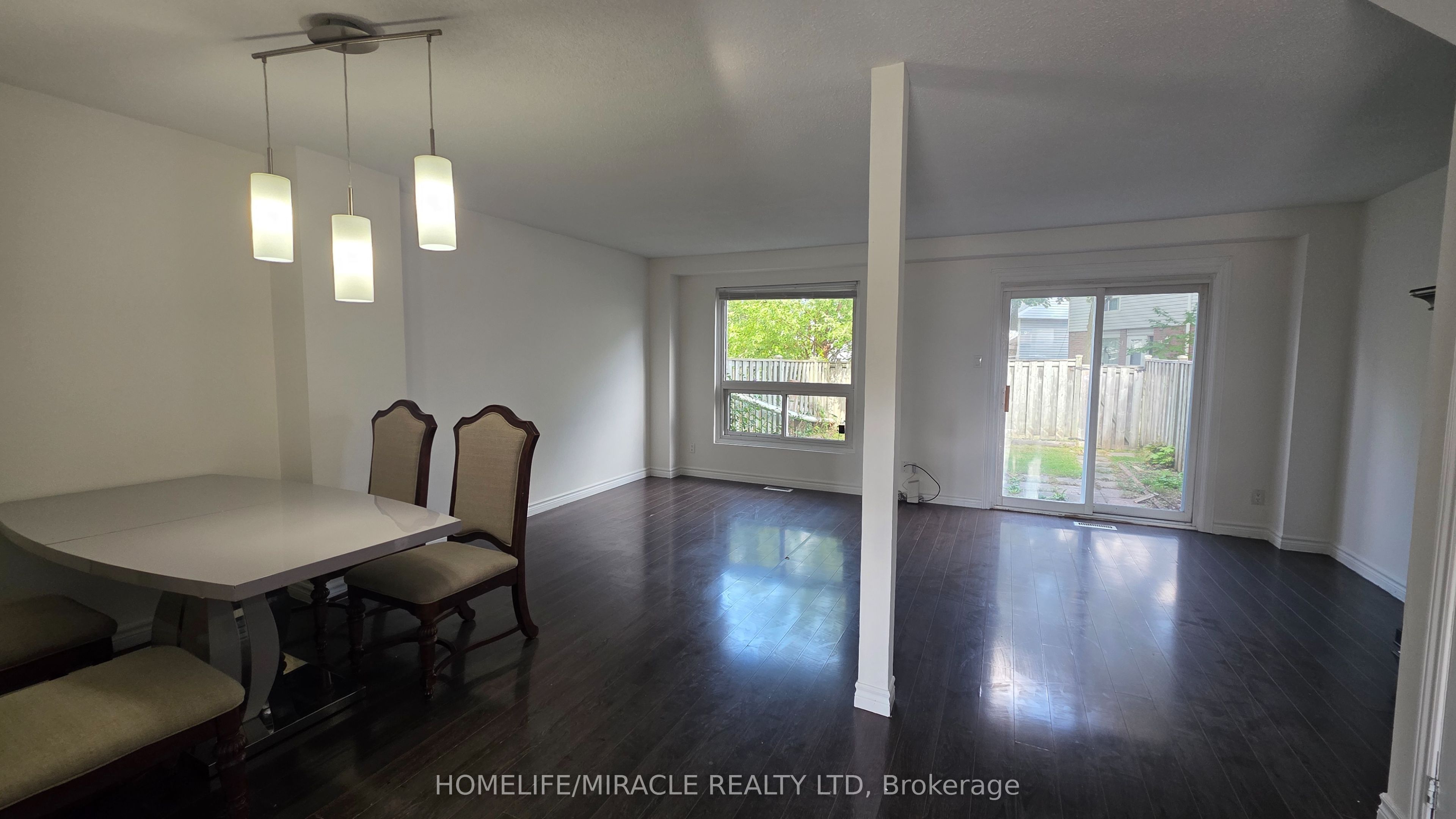 32 Mowat Boulevard 38 Property Photo 18