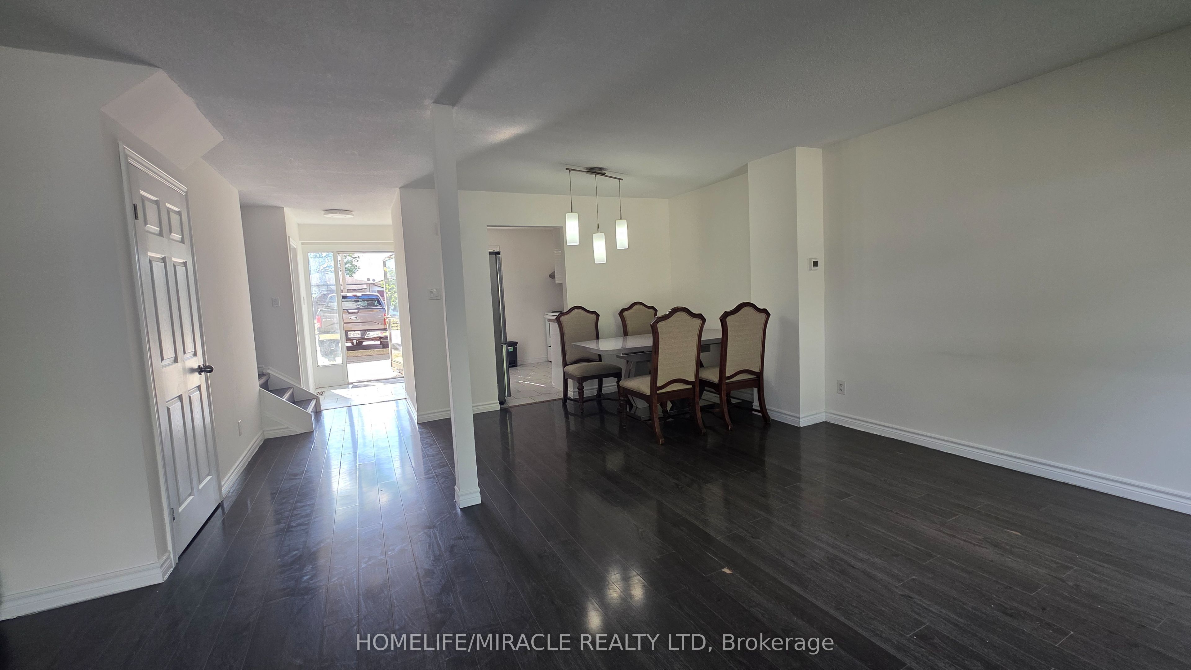 32 Mowat Boulevard 38 Property Photo 19