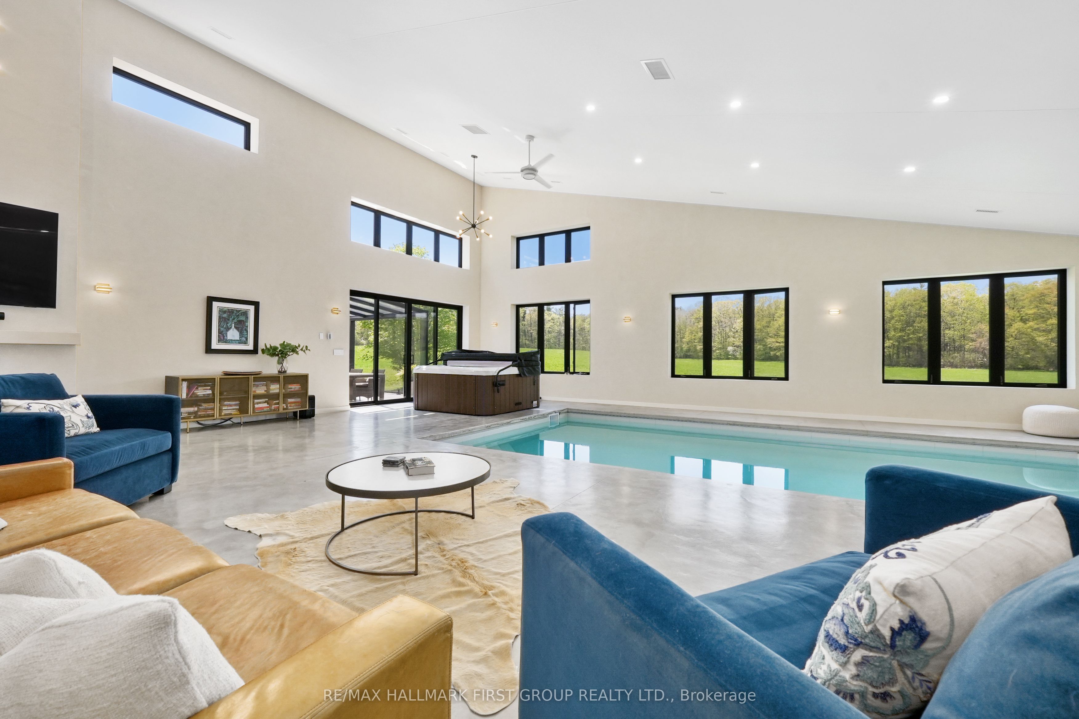 4566 Harwood Road Property Photo 18