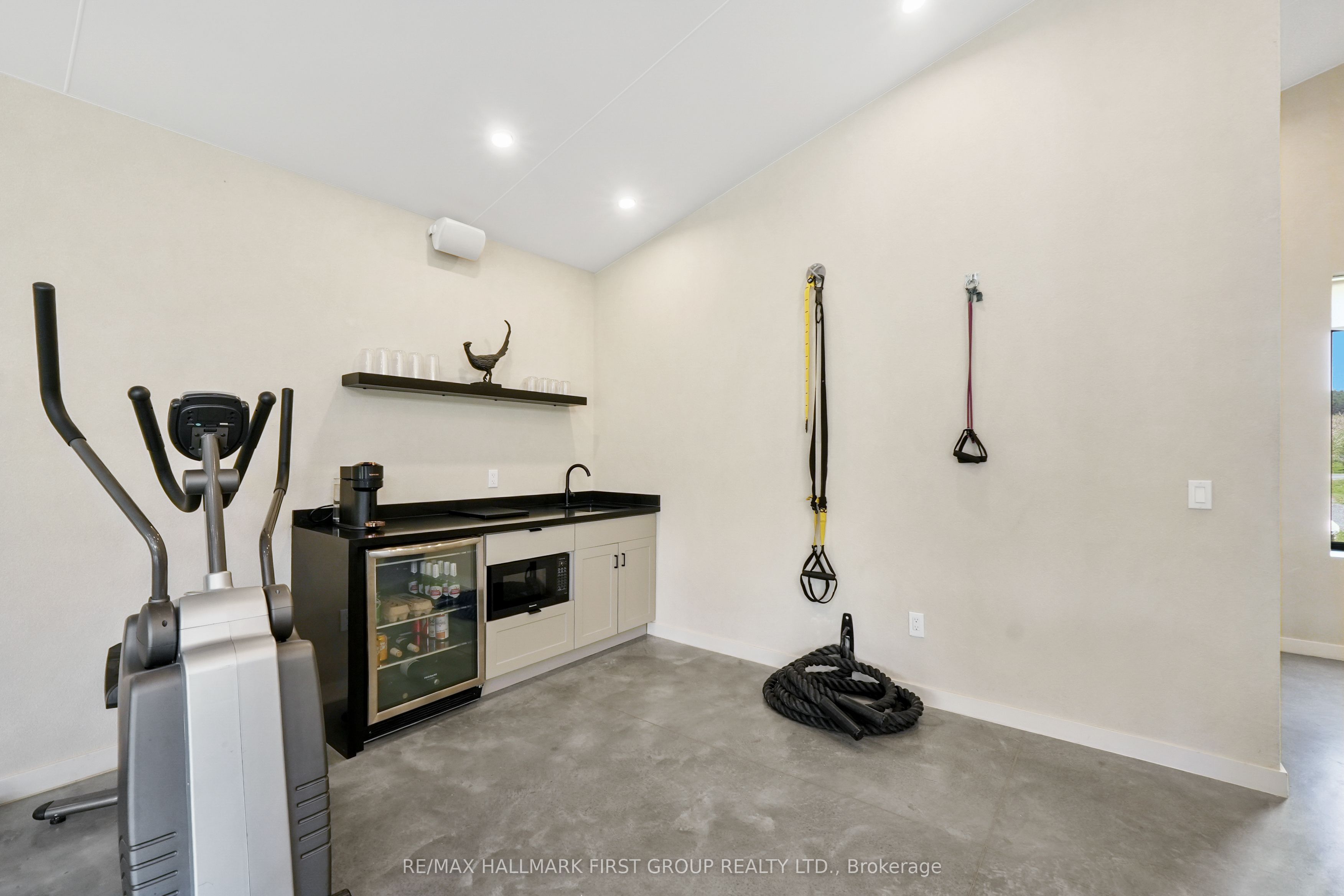4566 Harwood Road Property Photo 21