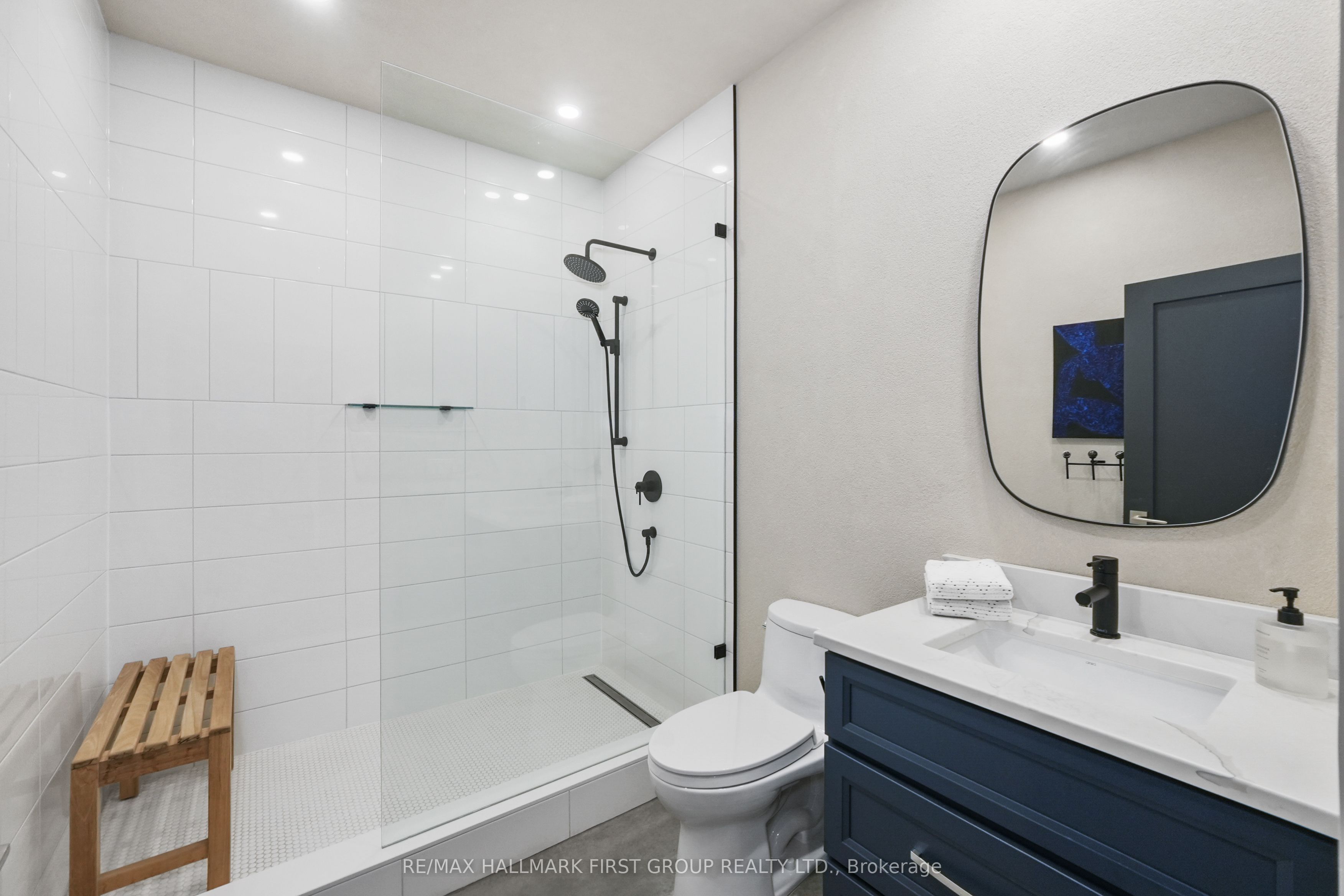 4566 Harwood Road Property Photo 22