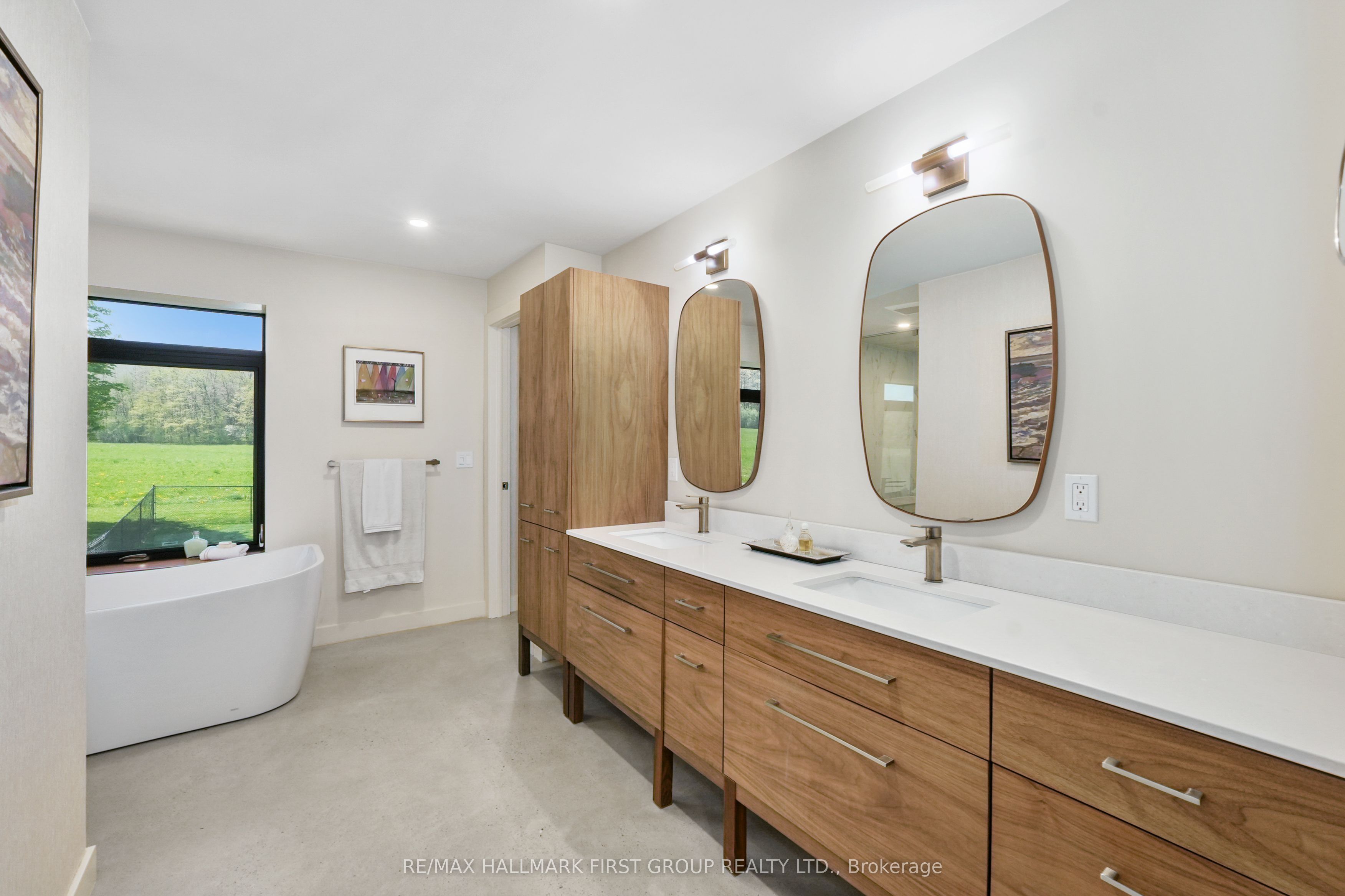 4566 Harwood Road Property Photo 25