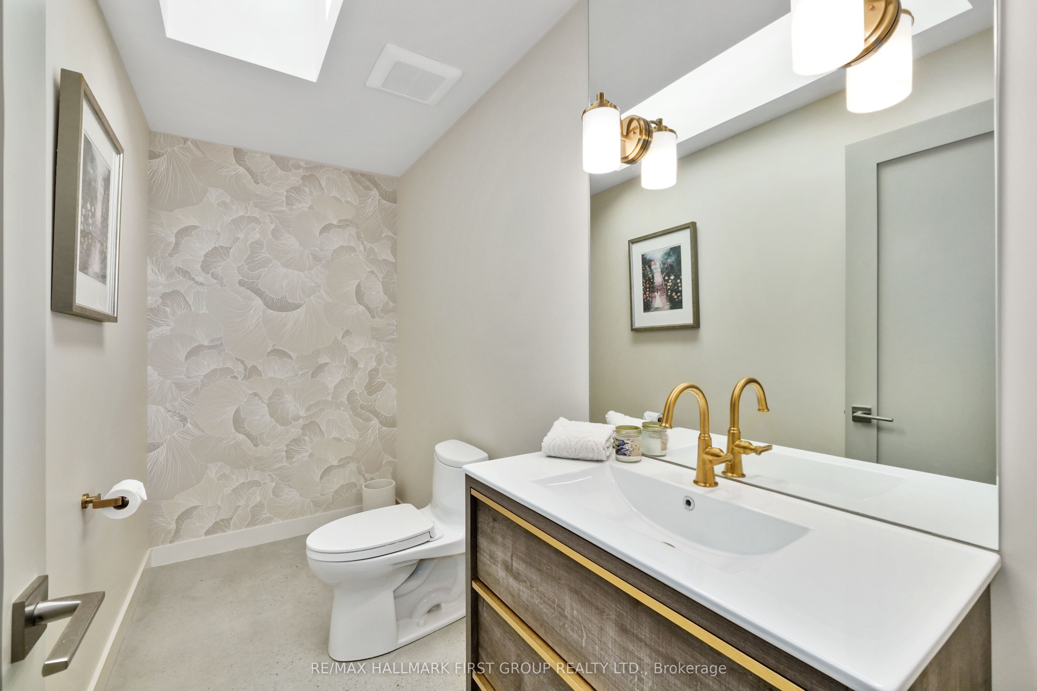 4566 Harwood Road Property Photo 29