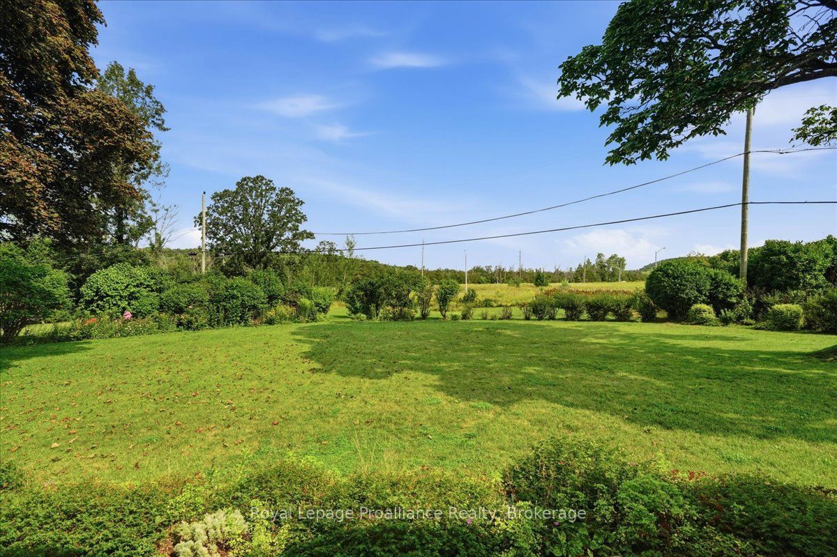 120 Sidney Crescent Property Photo 42