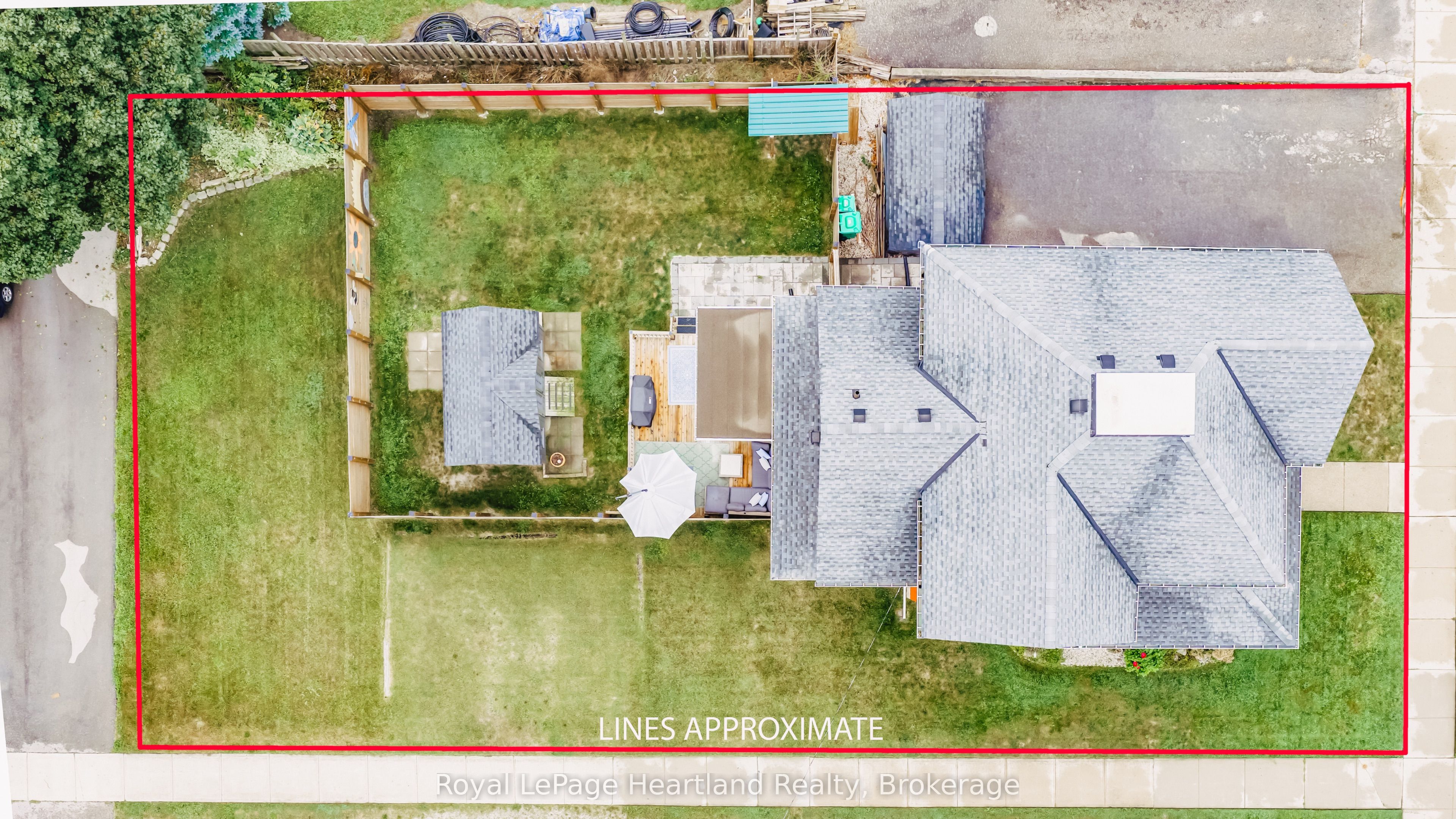 5 Britannia Road W Property Photo 3
