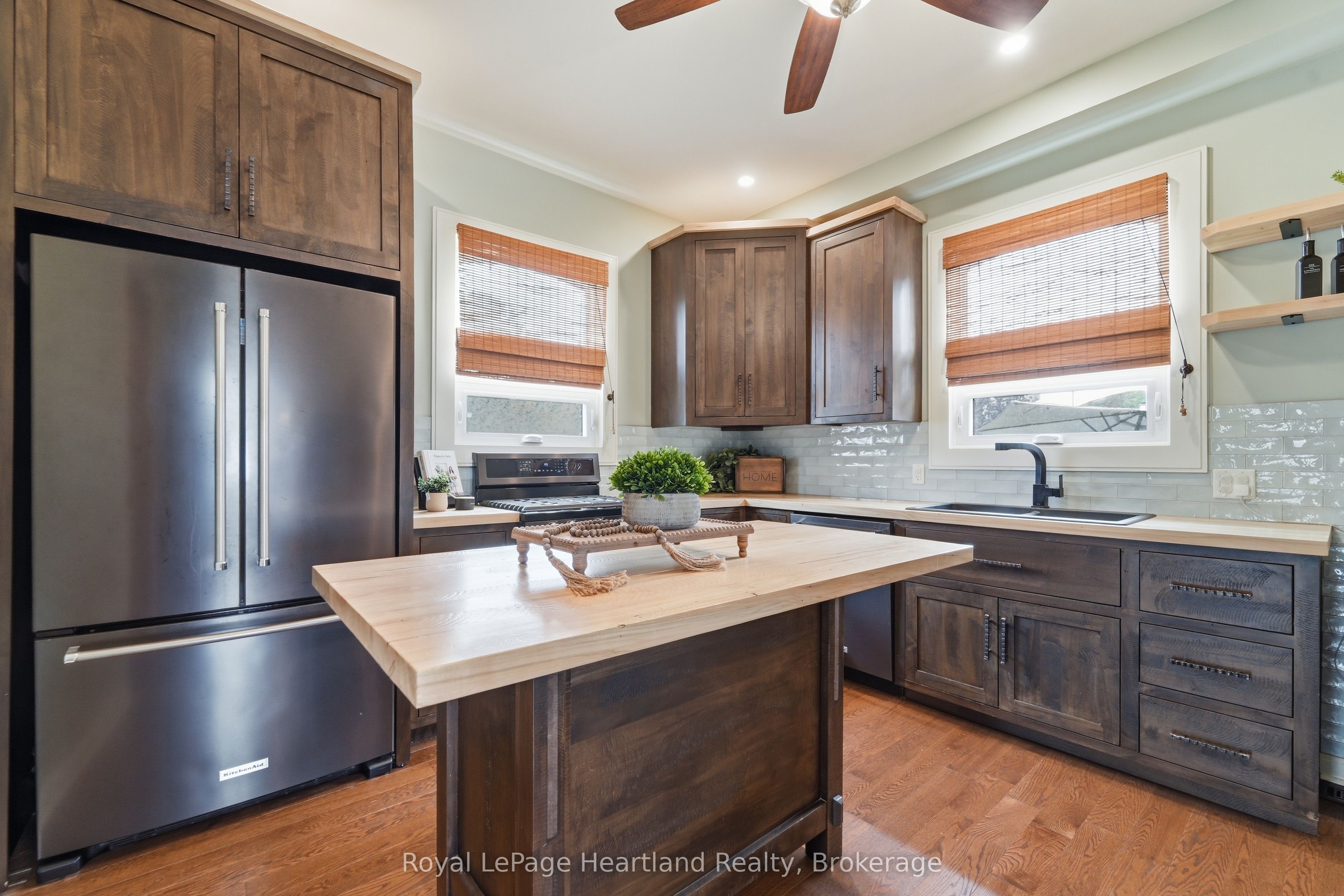 5 Britannia Road W Property Photo 18