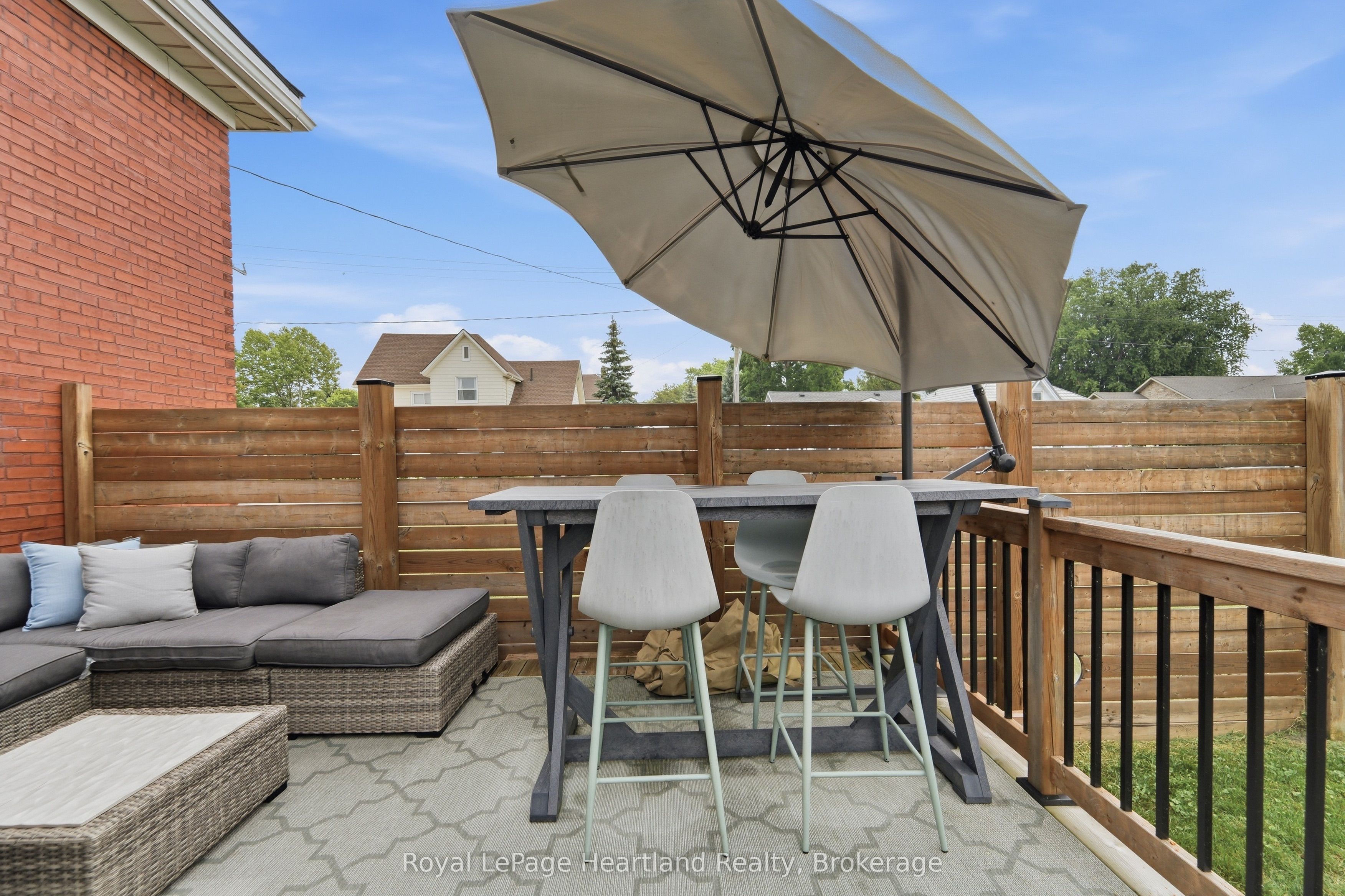 5 Britannia Road W Property Photo 25
