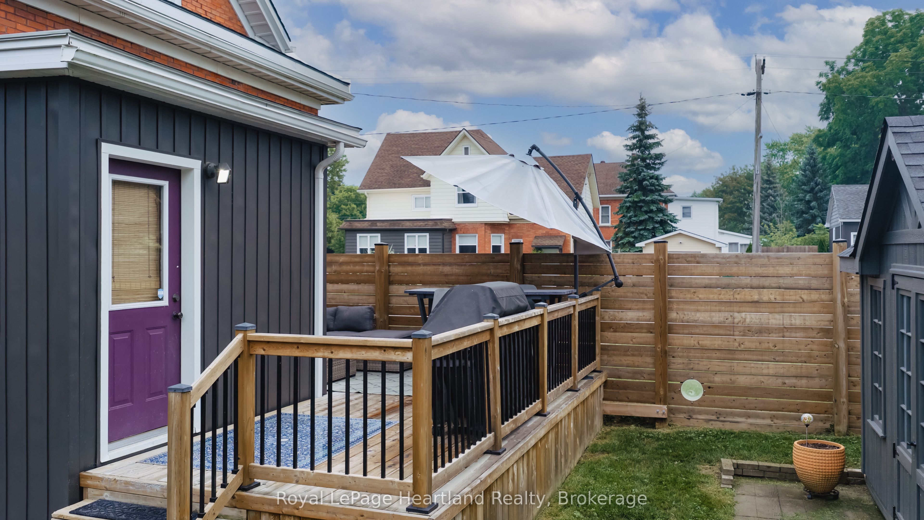 5 Britannia Road W Property Photo 27