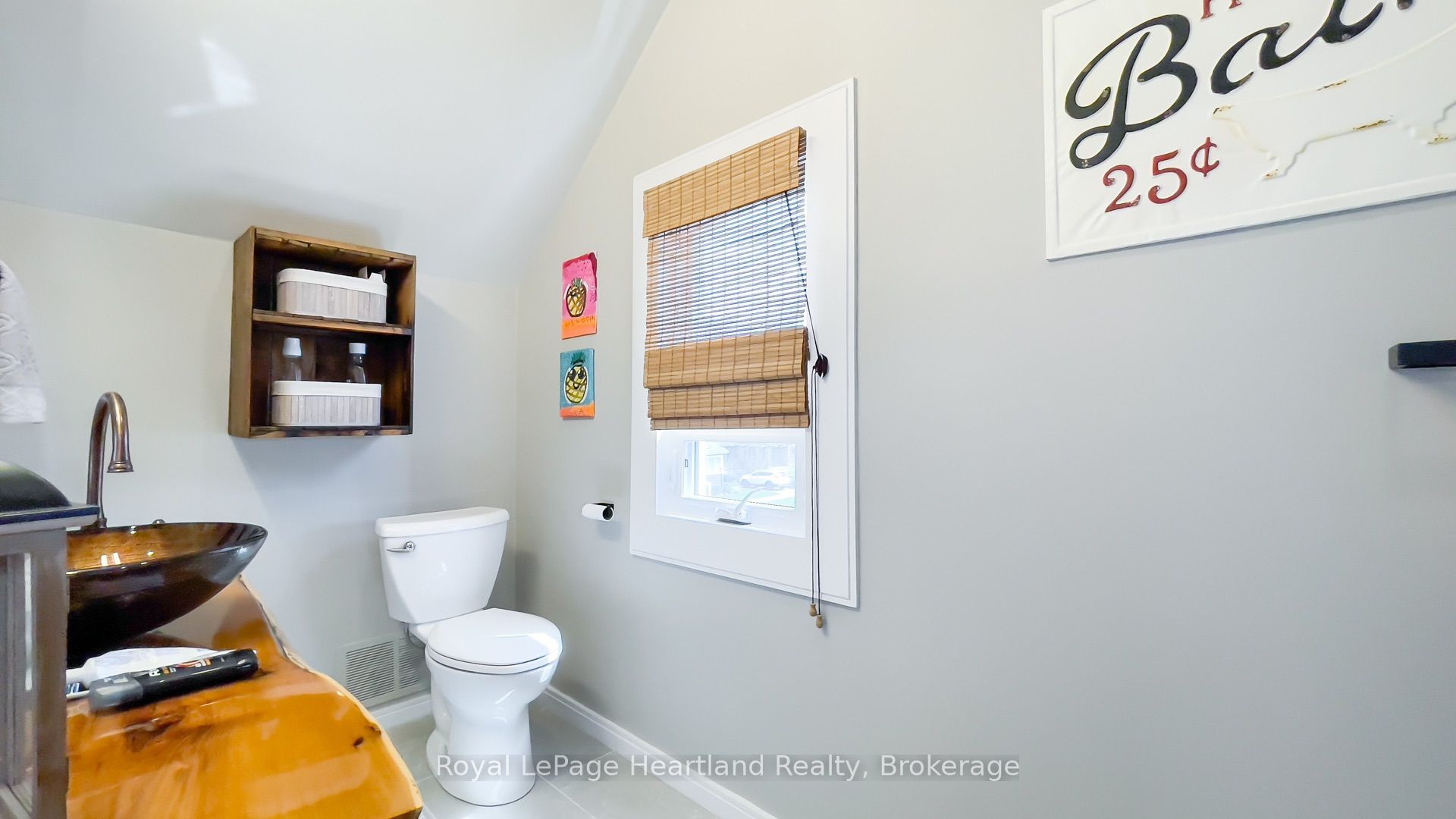 5 Britannia Road W Property Photo 42