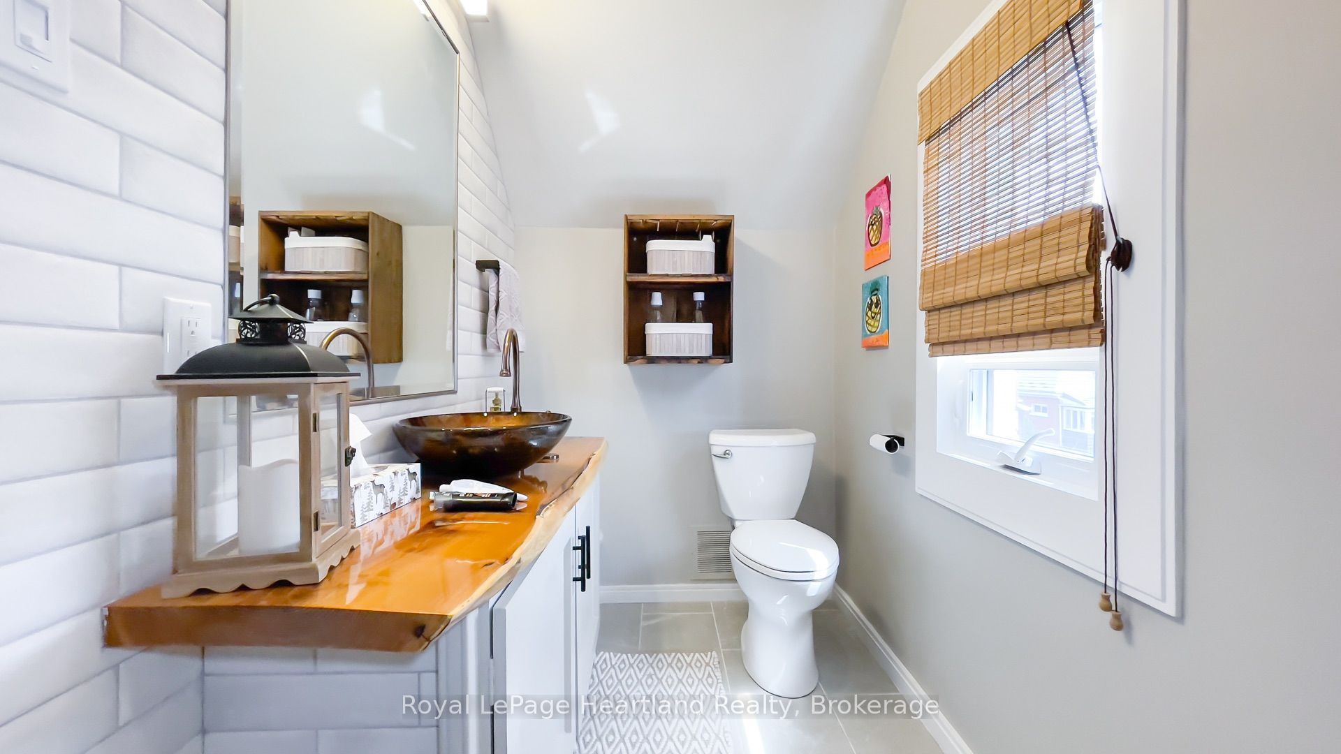 5 Britannia Road W Property Photo 44