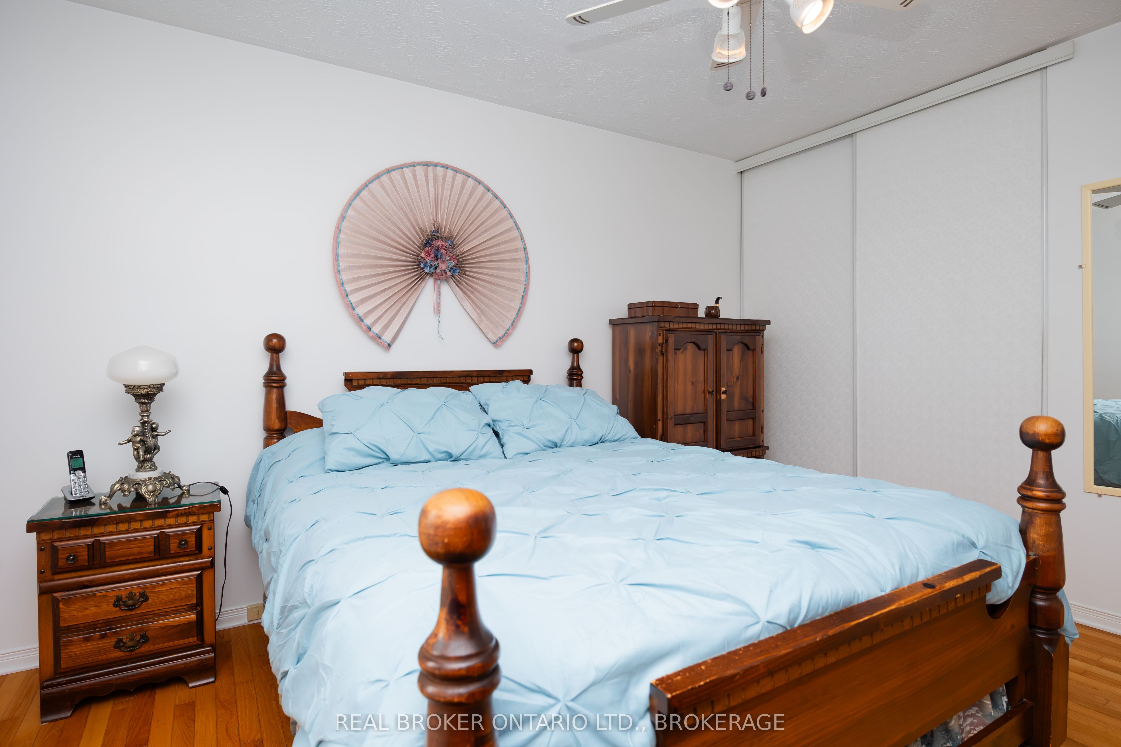 20392 Roy Crescent Property Photo 26