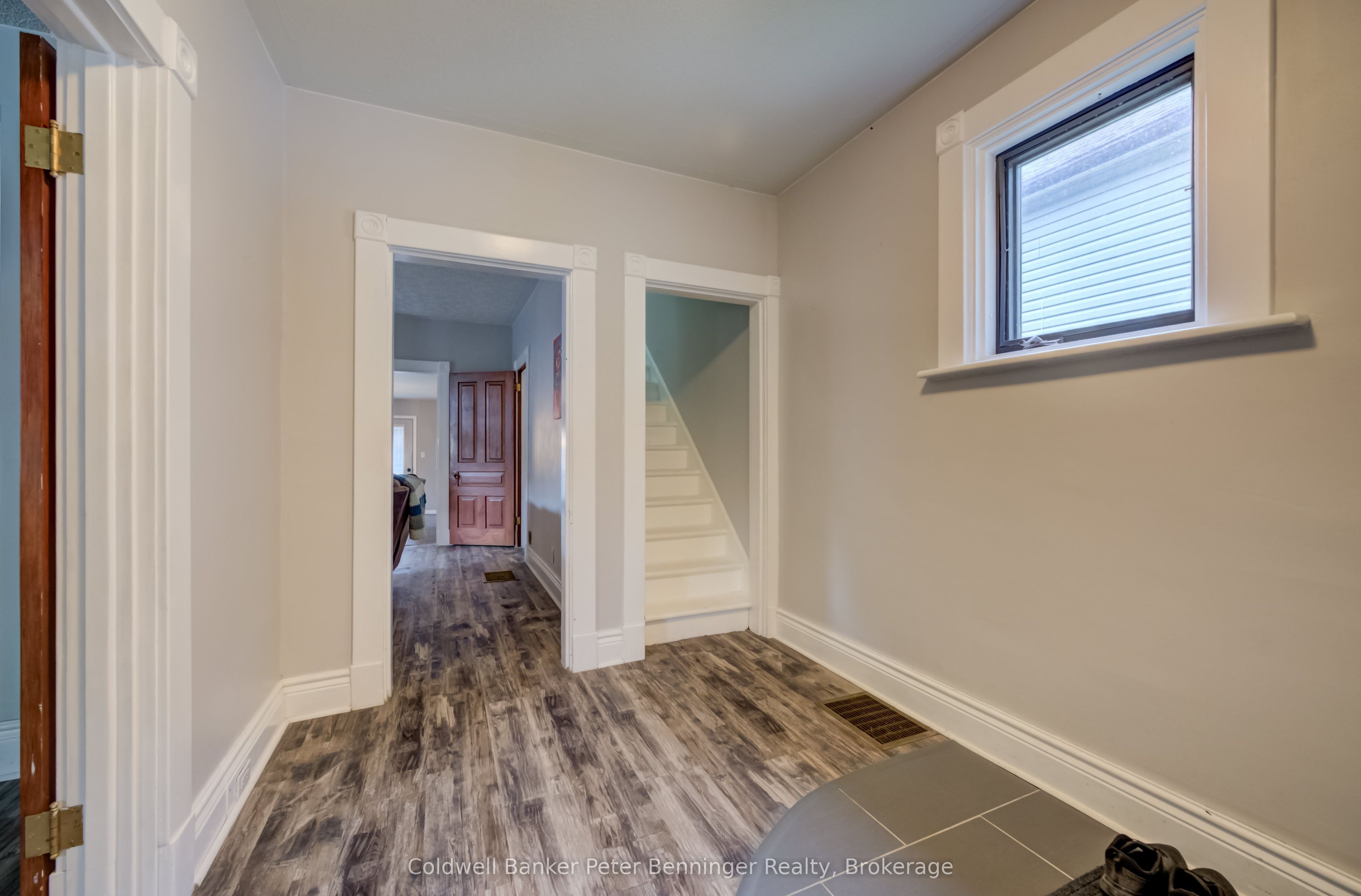 618 8th Avenue Property Photo 6