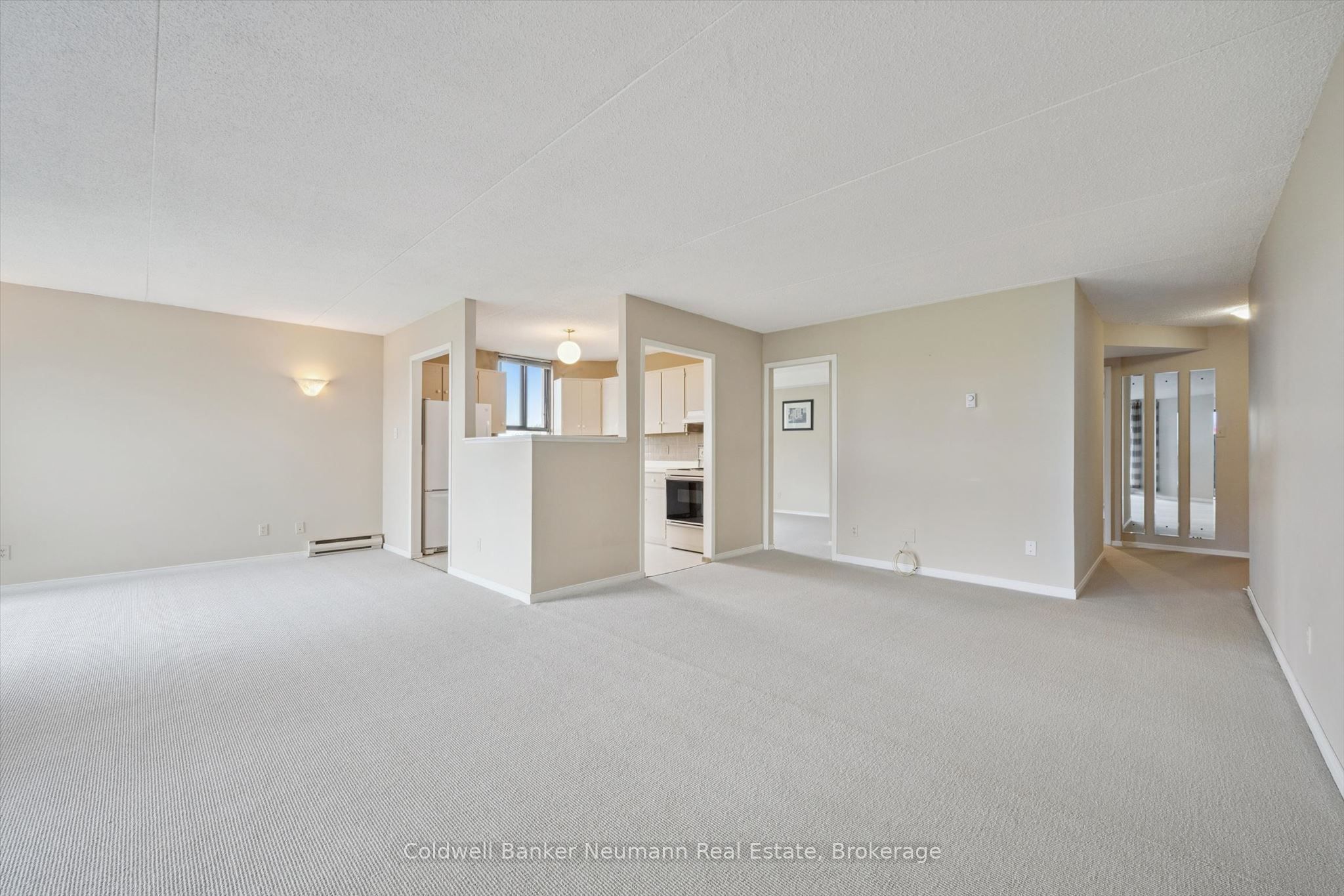 22 Marilyn Drive 708 Property Photo 8